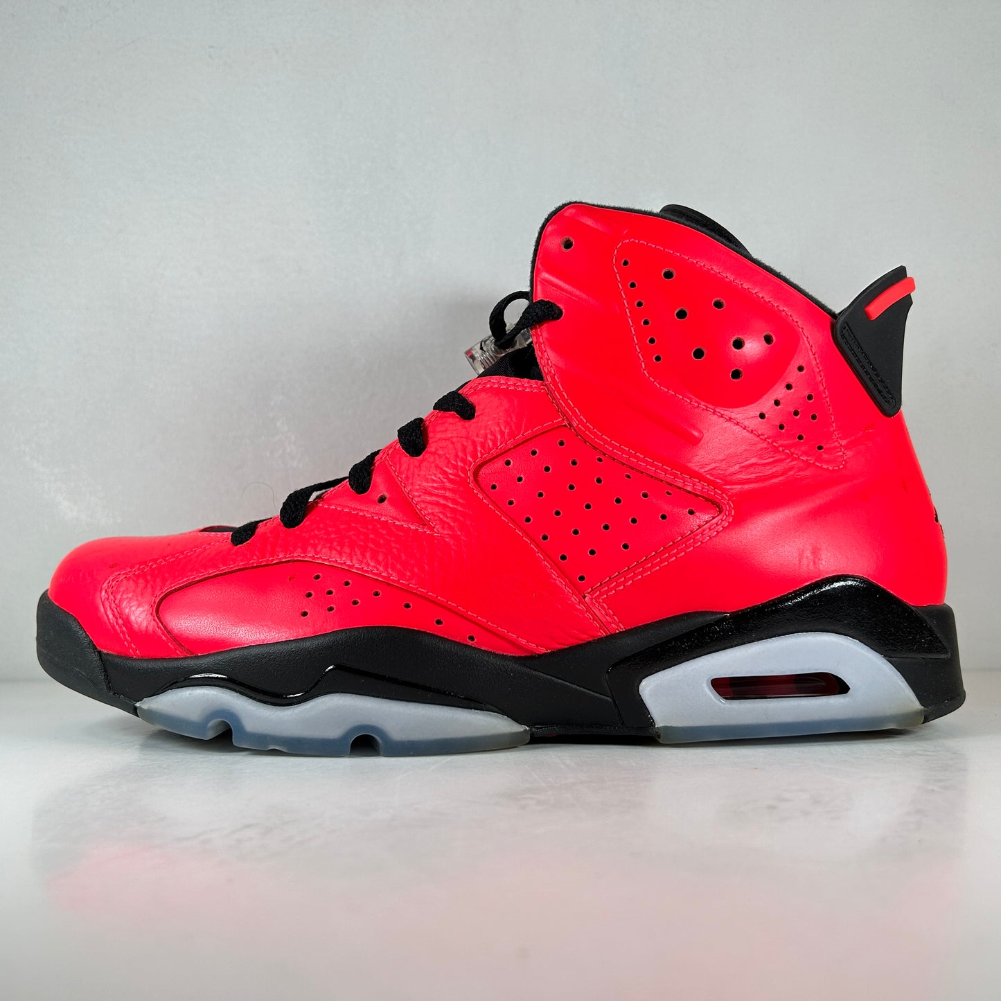 384664 623 Jordan 6 Retro Infrared 23 (Toro) [USED] - 10.5 M (Used) (Replace Box)