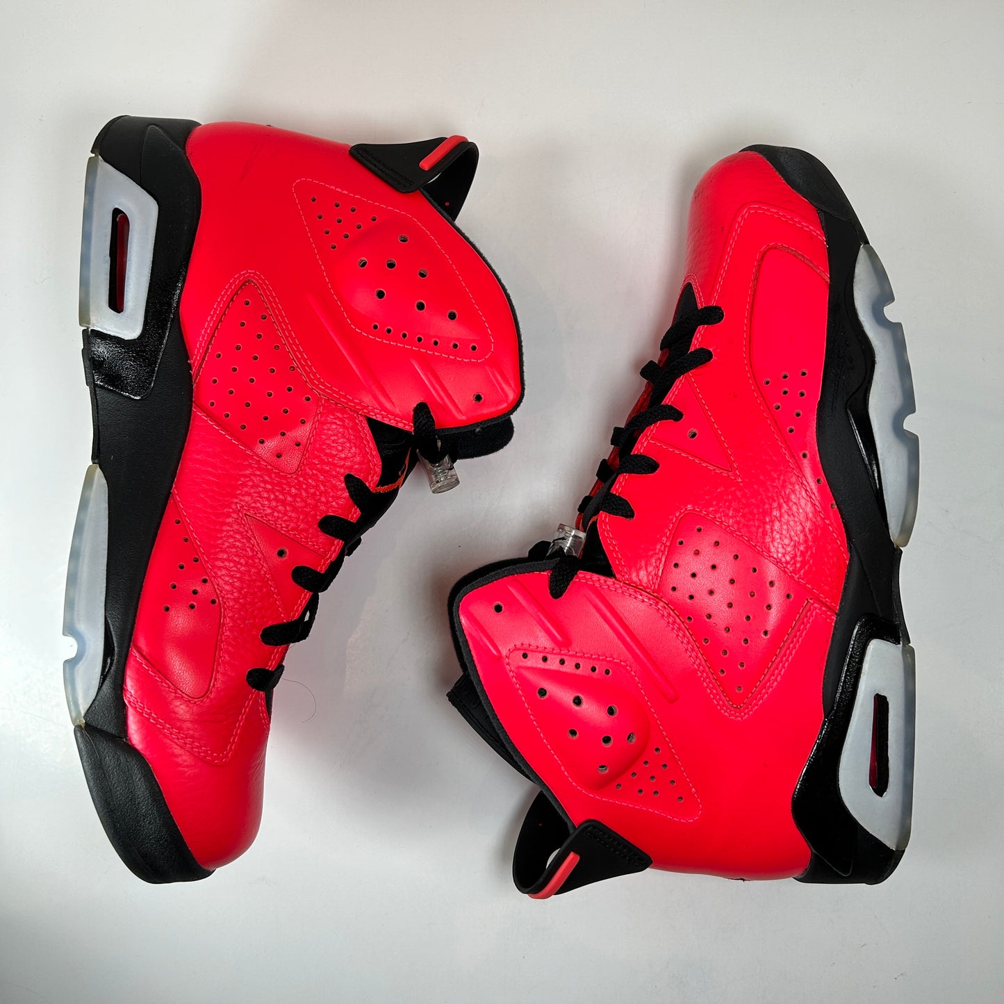 384664 623 Jordan 6 Retro Infrared 23 (Toro) [USED] - 10.5 M (Used) (Replace Box)