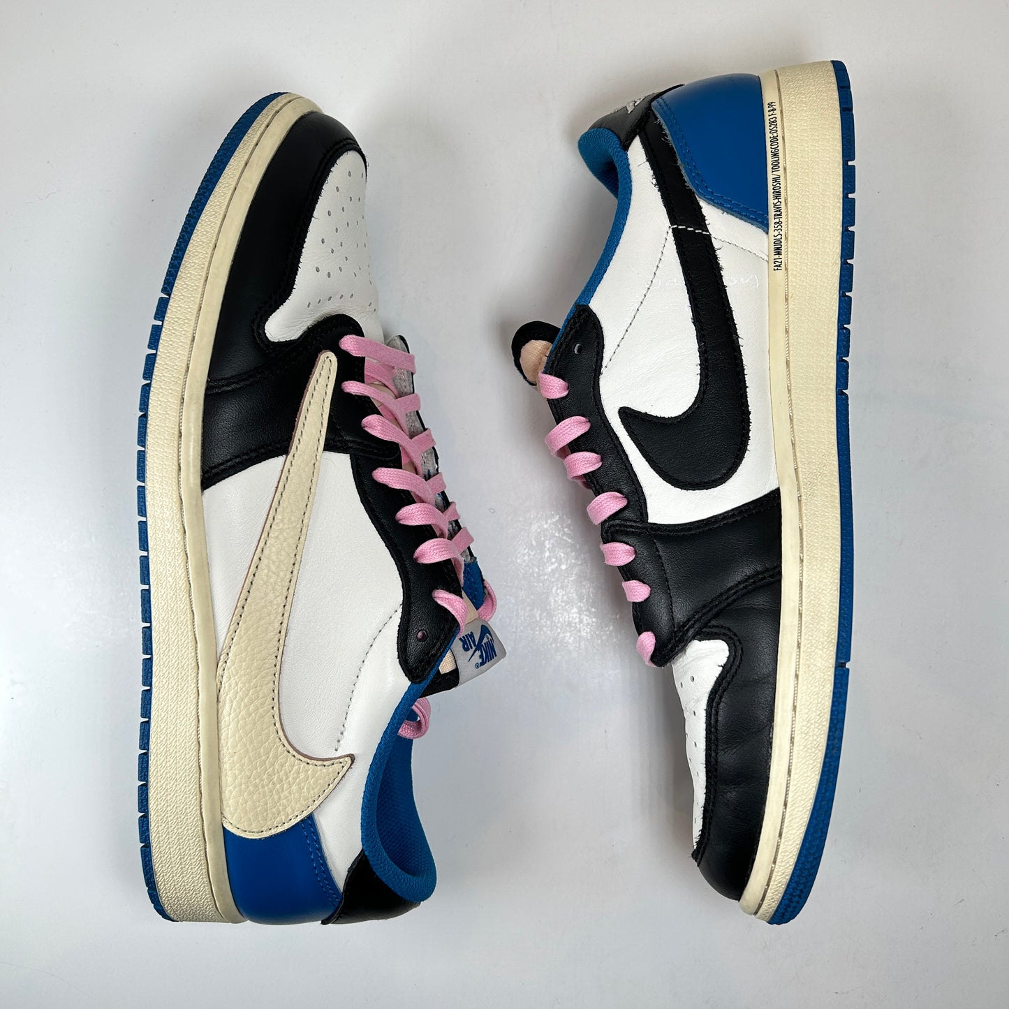 DM7866 140 Jordan 1 Retro Low OG SP Fragment x Travis Scott [USED] - 11 M (Used)