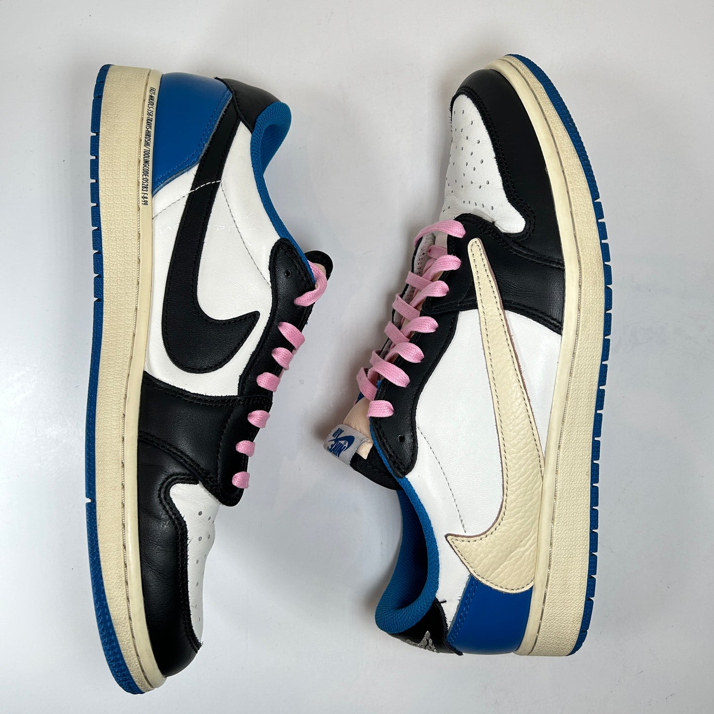 DM7866 140 Jordan 1 Retro Low OG SP Fragment x Travis Scott [USED] - 11 M (Used)