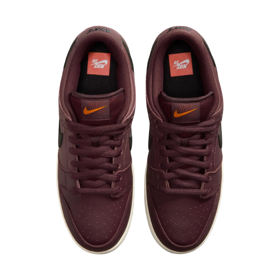 IO2304 600 Nike SB Dunk Low Pro Burgundy Crush