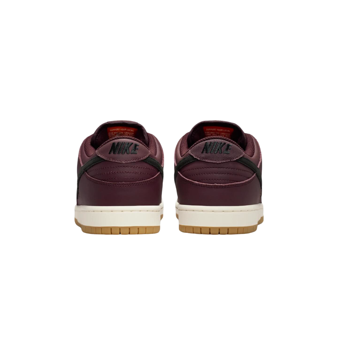 IO2304 600 Nike SB Dunk Low Pro Burgundy Crush