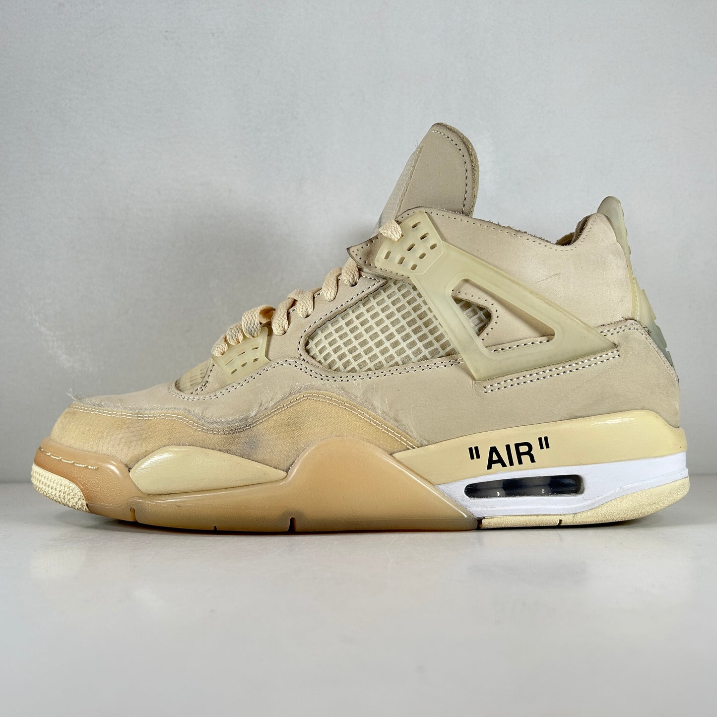 CV9388 100 Jordan 4 Off-White Sail [USED] - 12 W (Used)
