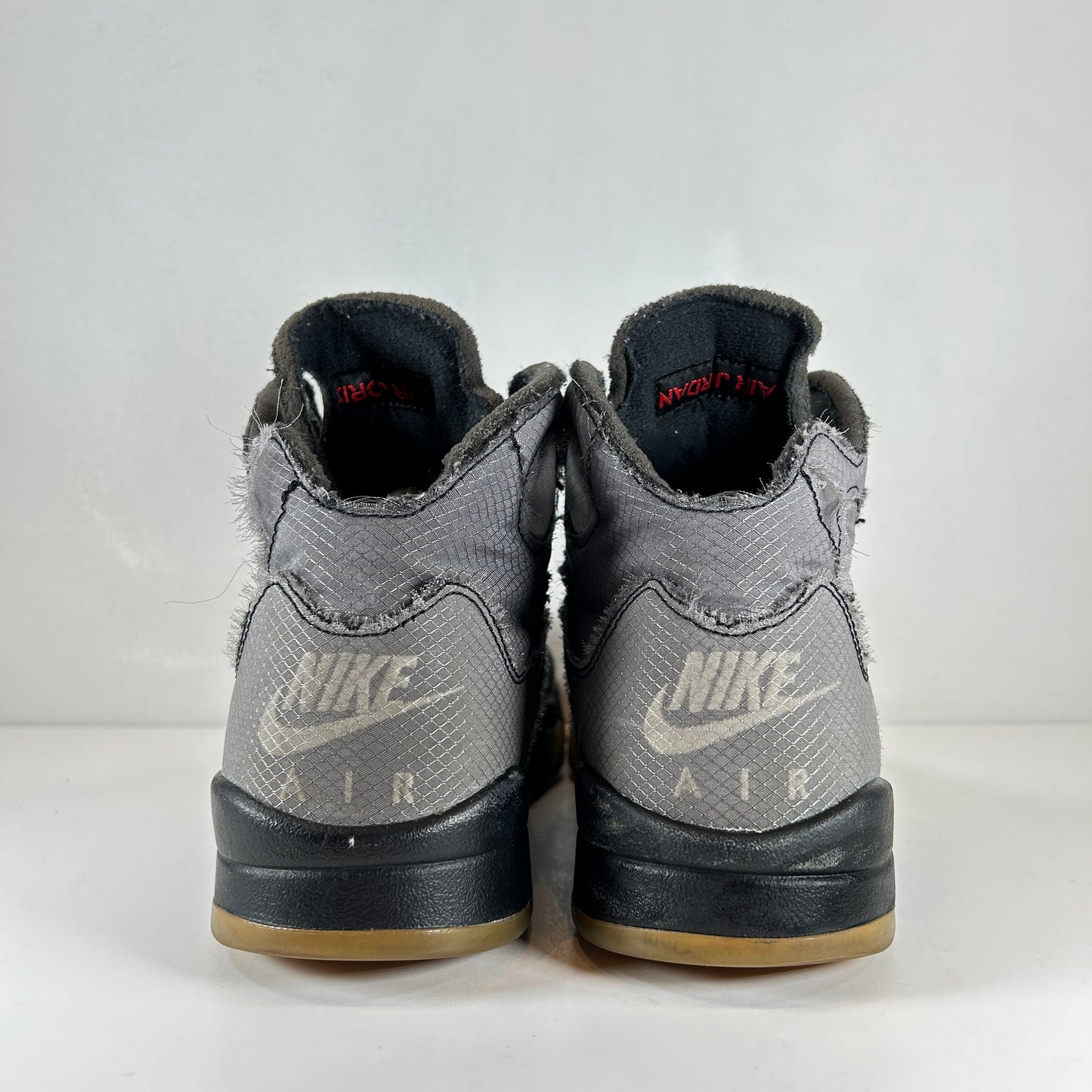 CT8480 001 Jordan 5 Off-White Black [USED] - 10.5 M (Used)