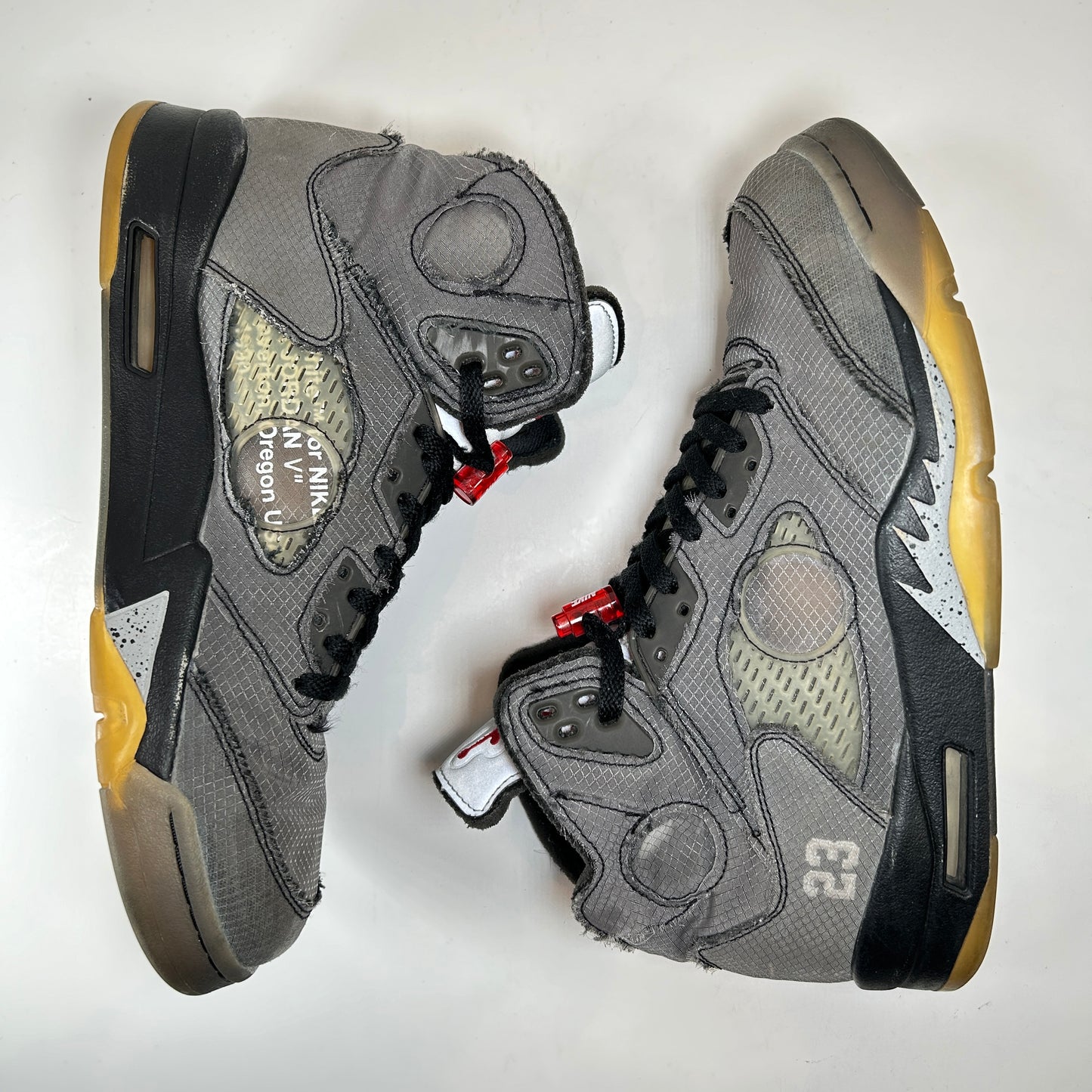 CT8480 001 Jordan 5 Off-White Black [USED] - 10.5 M (Used)