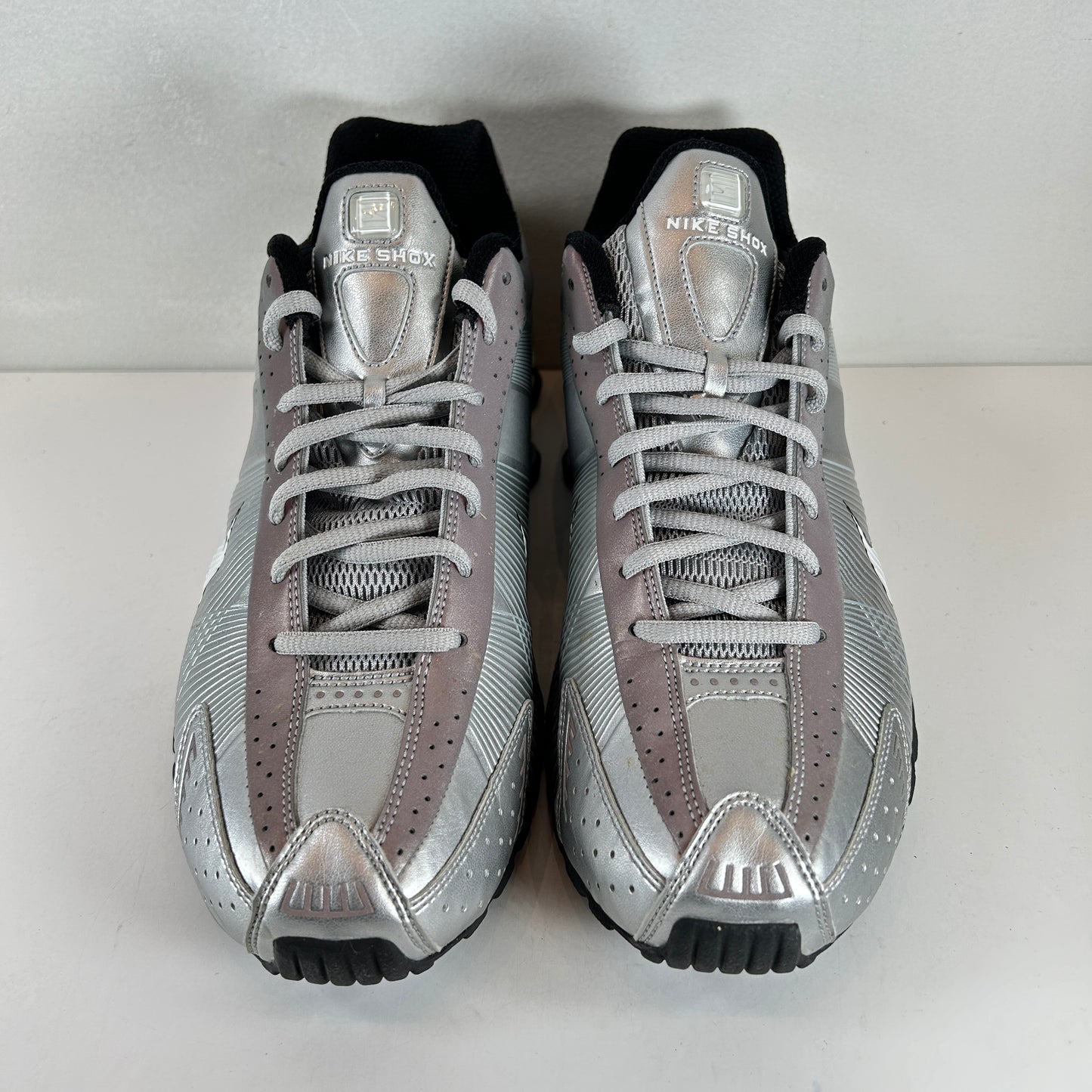 386154 002 Nike Shox R4 Flywire Metallic Silver 2010 [USED] - 10.5 M (Used) (Replace Box)