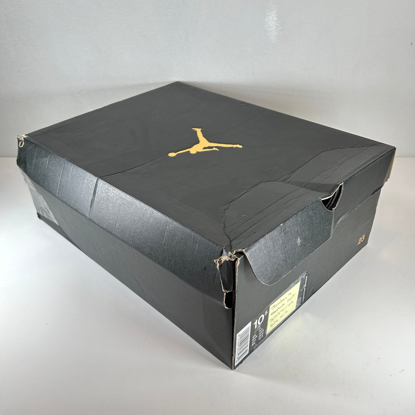 302370 109 Jordan 9 Retro Statue [USED] - 10.5 M (Used) (Replace Box)