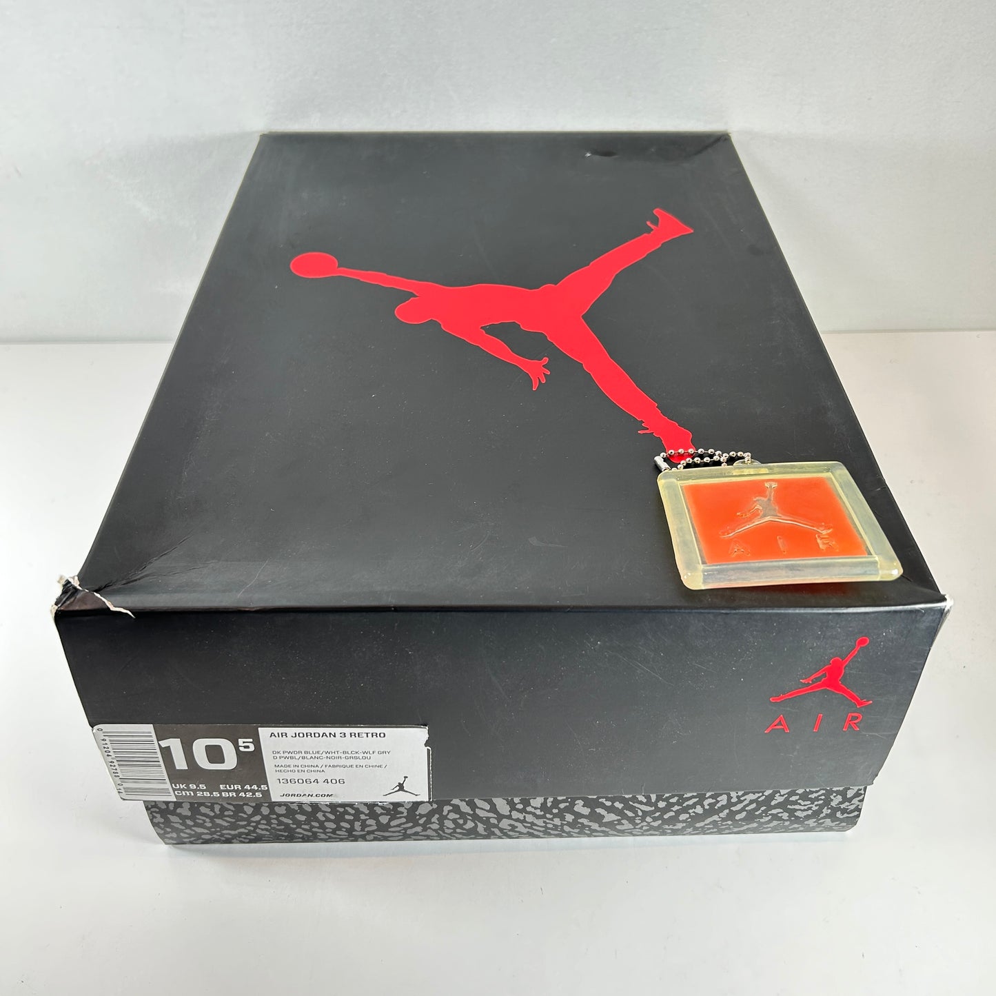 136064 406 Jordan 3 Retro Powder Blue [USED]  - 10.5 M (Used)