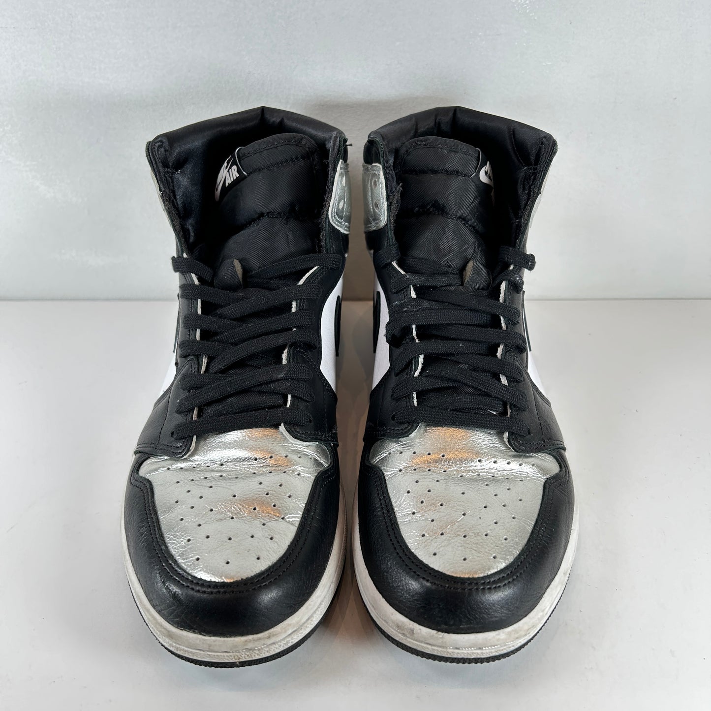 CD0461 001 Jordan 1 Retro High Silver Toe (Women's) [USED] - 11.5 W (Used2)