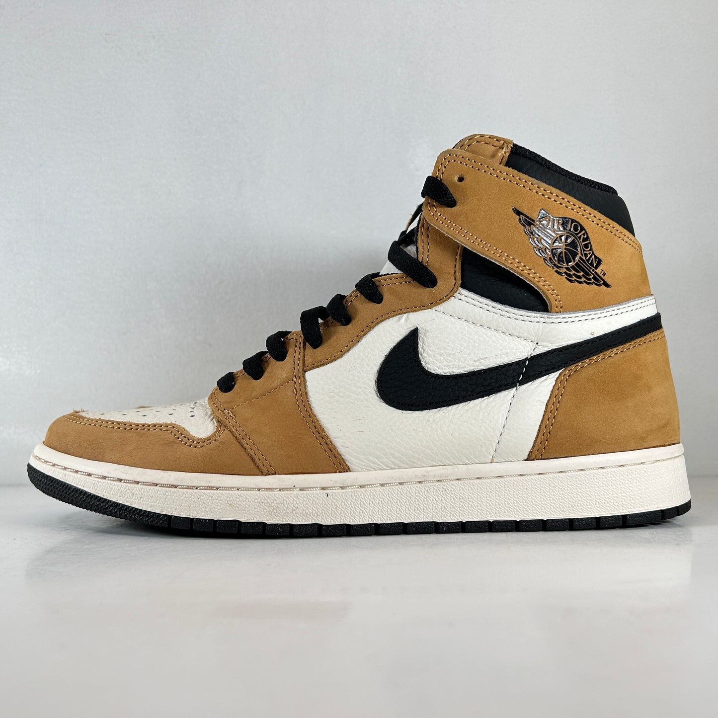 555088 700 Jordan 1 Novato del año