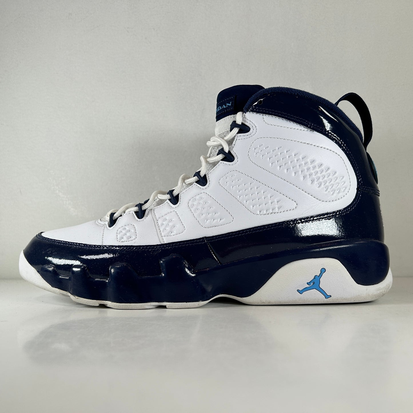 302370 145 Jordan 9 Retro Pearl Blue [USED] - 11 M (Used)