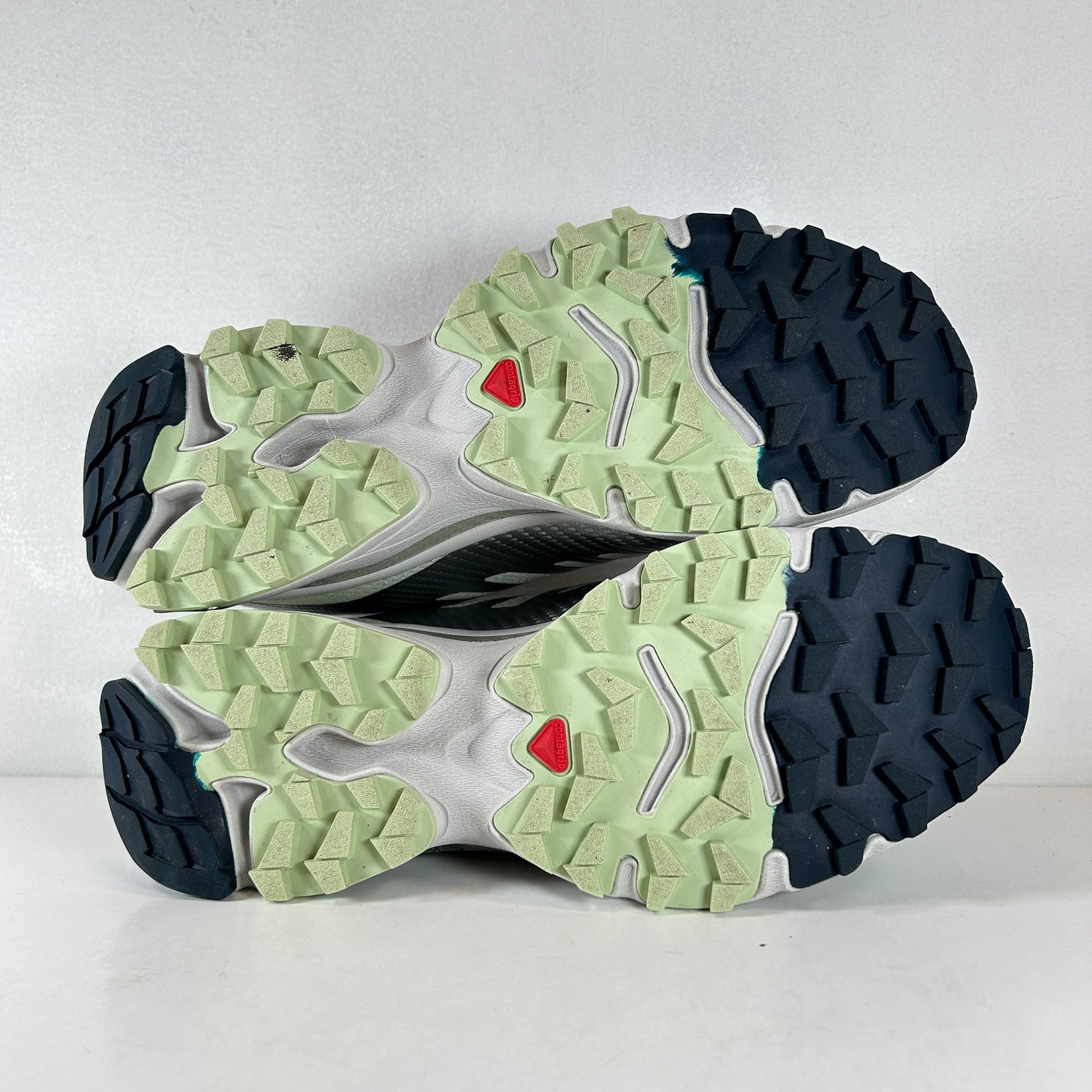 L4744460029 Salomon XT-4 OG Carbon Celadon Green [USED] - 8.5 (VNDS)