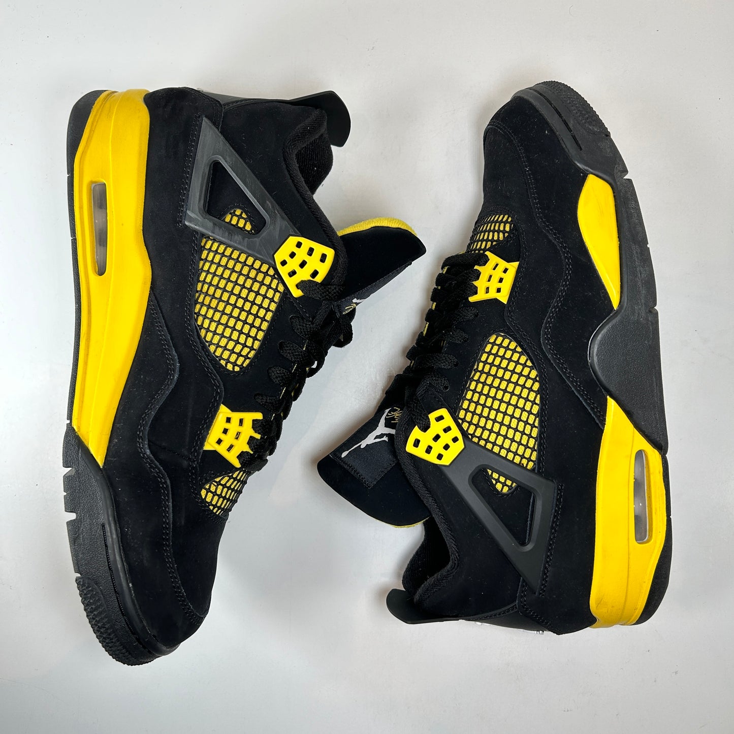 DH6927 017 Jordan 4 Retro Thunder [USED] - 11.5 M (Used3)