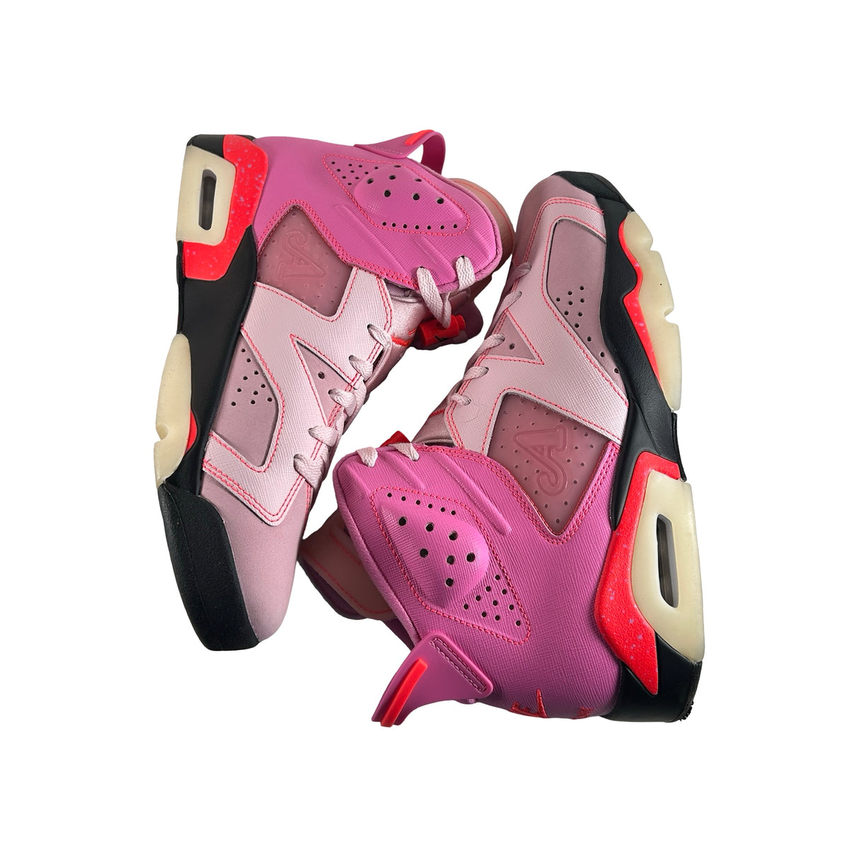 IQ5706 600 Jordan 6 Retro Awake NY Playful Pink [USED] - 9 M (Used3)