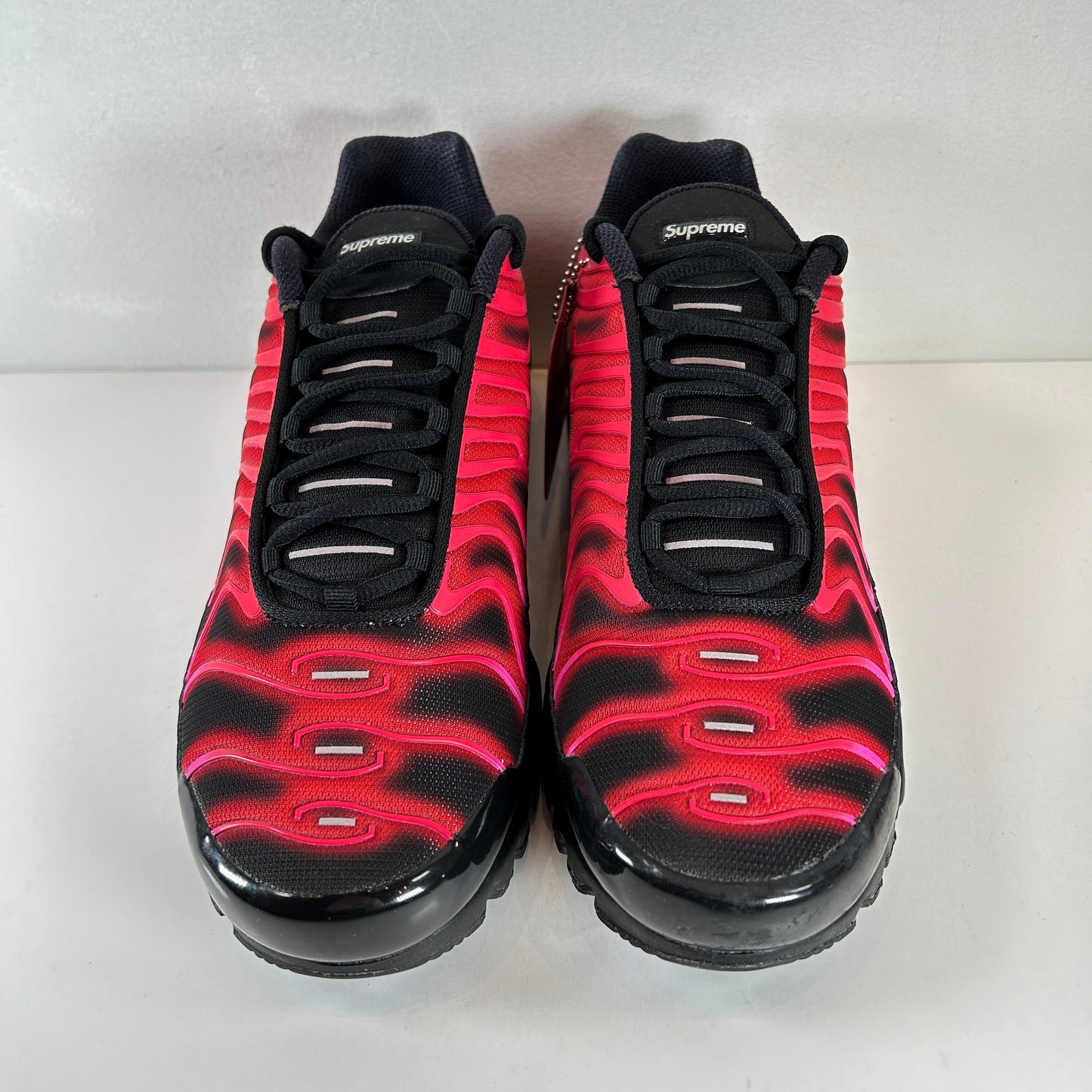 DA1472 600 Nike Air Max Plus Supreme Black [USED] - 11 M (Used)