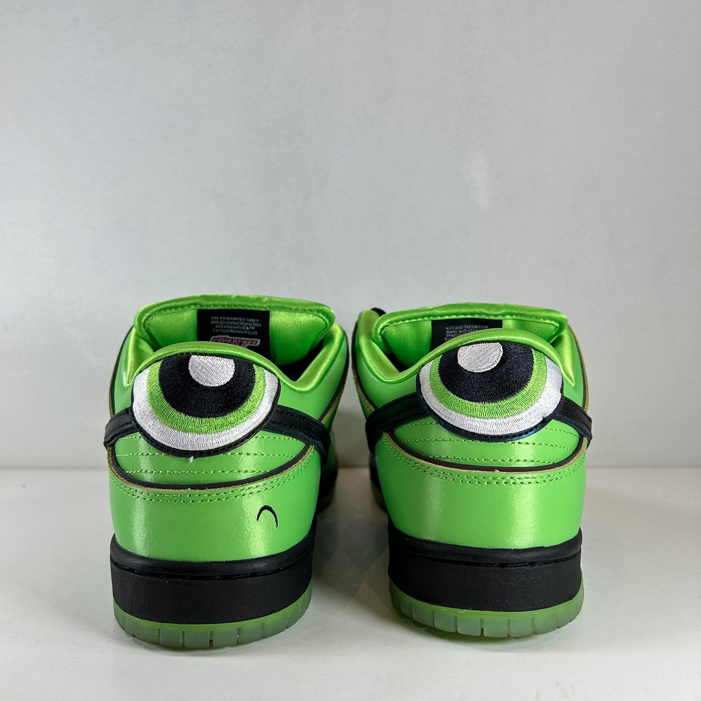 FZ8319 300 Nike SB Dunk Low The Powerpuff Girls Buttercup [USED] - 10.5 M (Used)