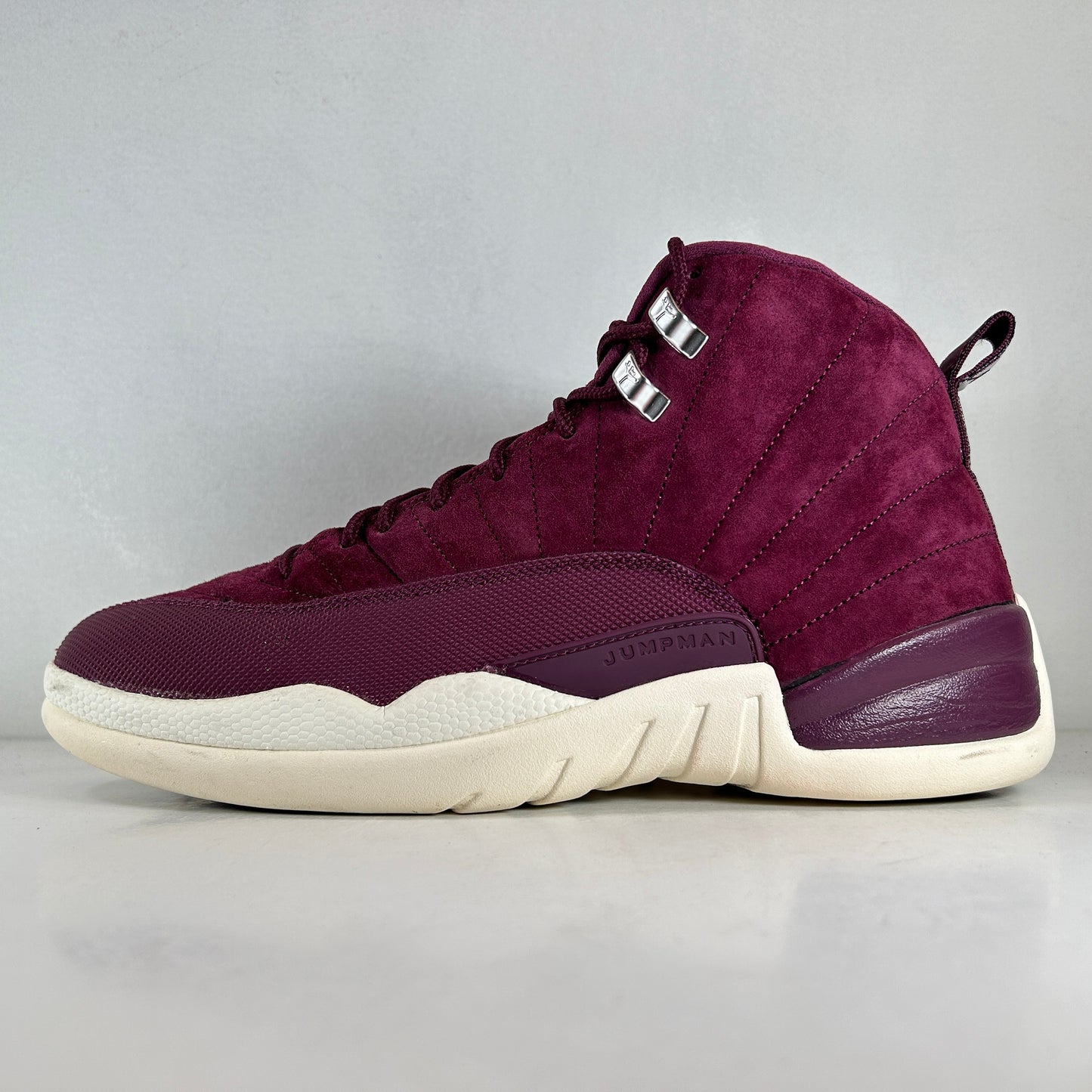 130690 617 Jordan 12 Retro Bordeaux [USED] - 11 M (Used) (No Box)
