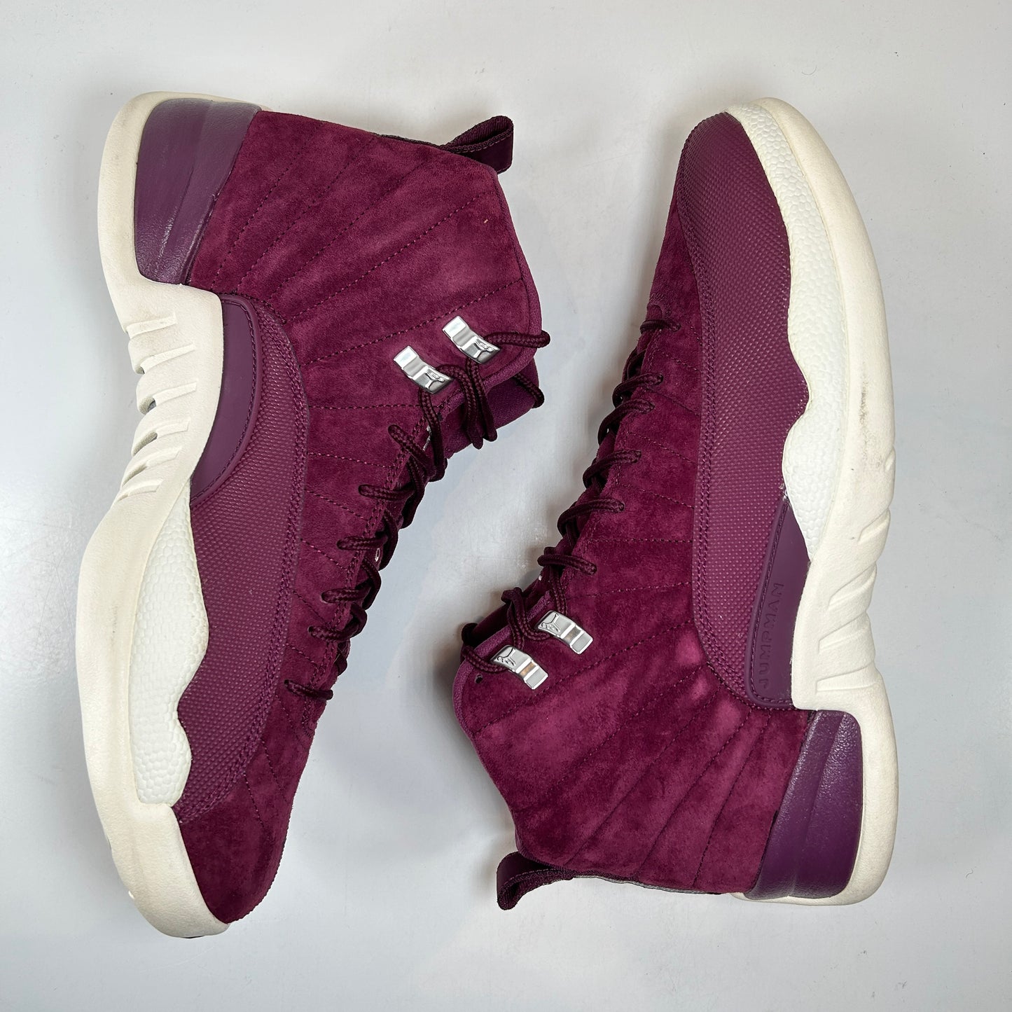 130690 617 Jordan 12 Retro Bordeaux [USED] - 11 M (Used) (No Box)