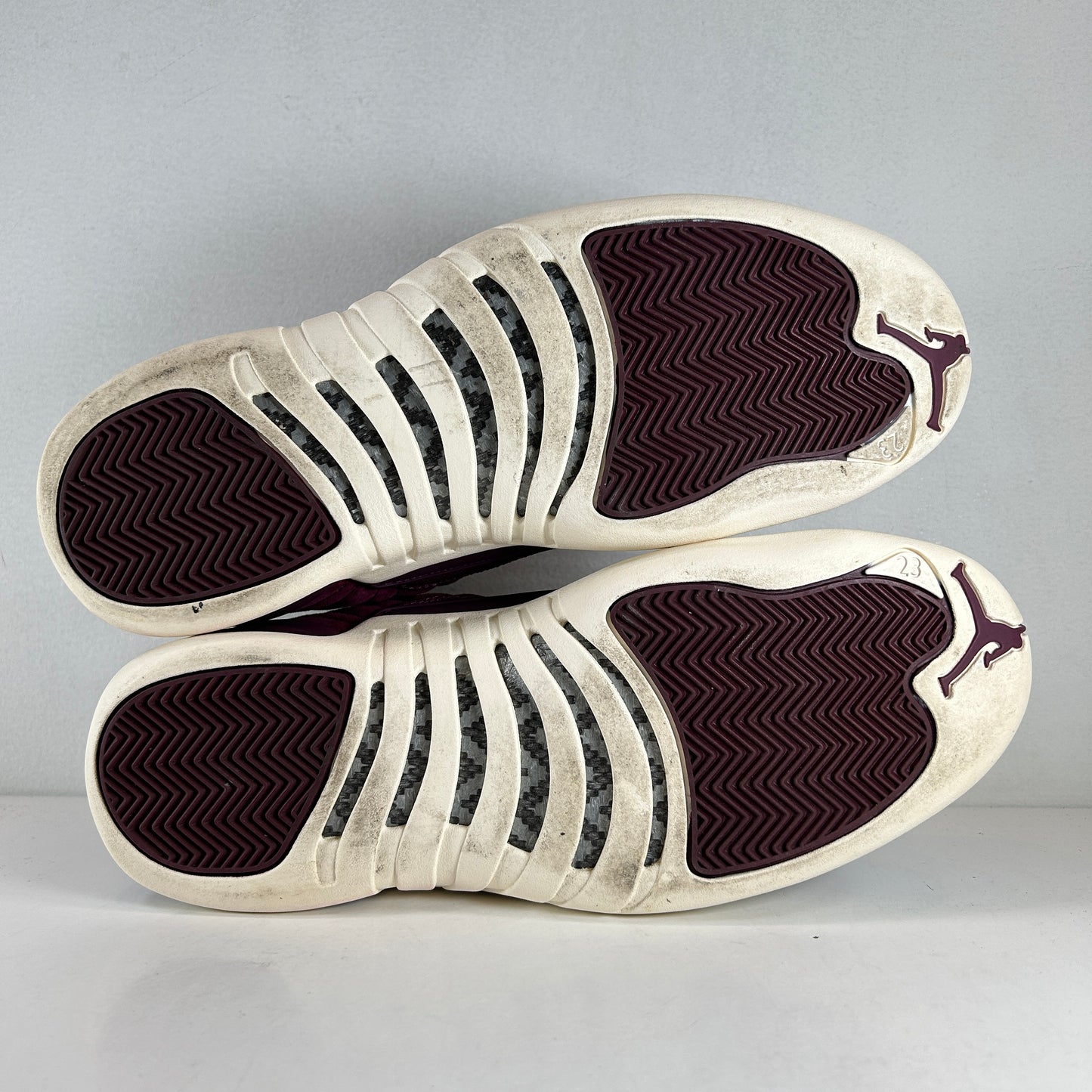 130690 617 Jordan 12 Retro Bordeaux [USED] - 11 M (Used) (No Box)