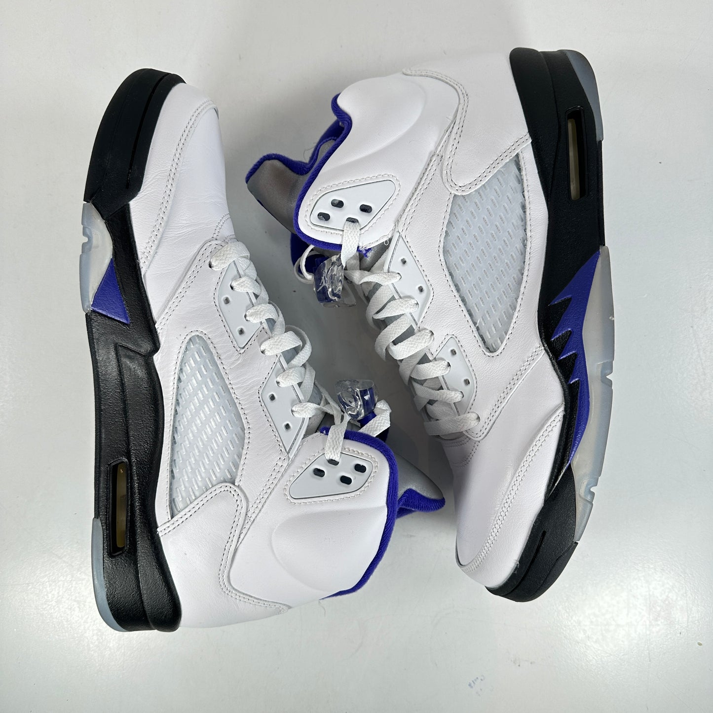 DD0587 141 Jordan 5 Retro Dark Concord [USED] - 12 M (Used)