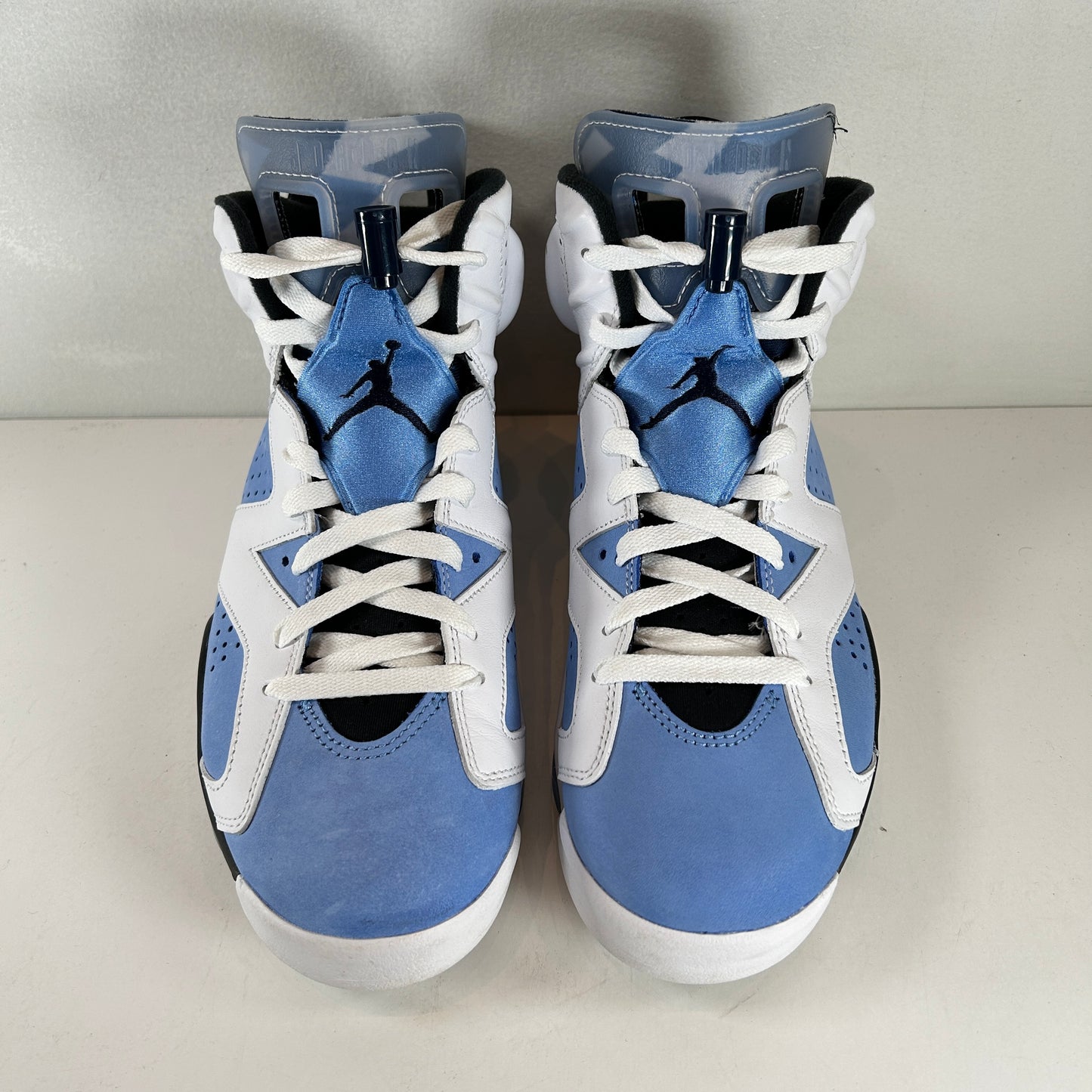 CT8529 410 Jordan 6 Retro UNC White [USED] - 9 M (Used)