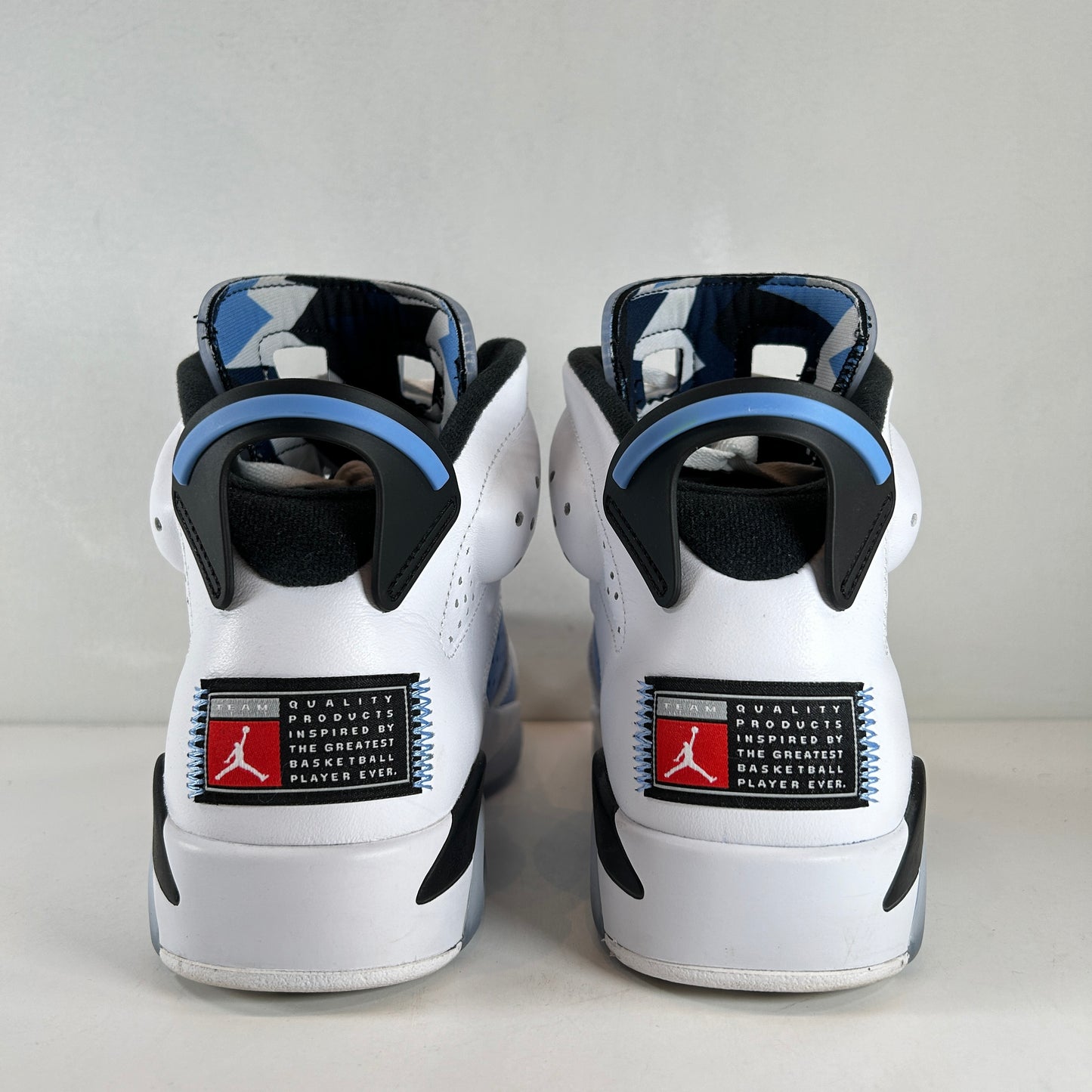 CT8529 410 Jordan 6 Retro UNC White [USED] - 9 M (Used)