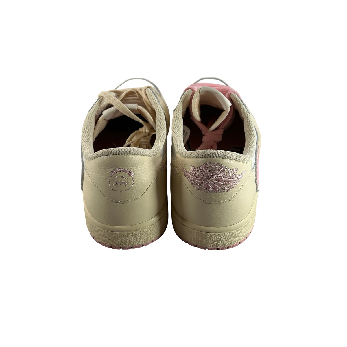IQ7604 100 Jordan 1 Retro Low OG SP Travis Scott Shy Pink [USED] - 11.5 M (Used)