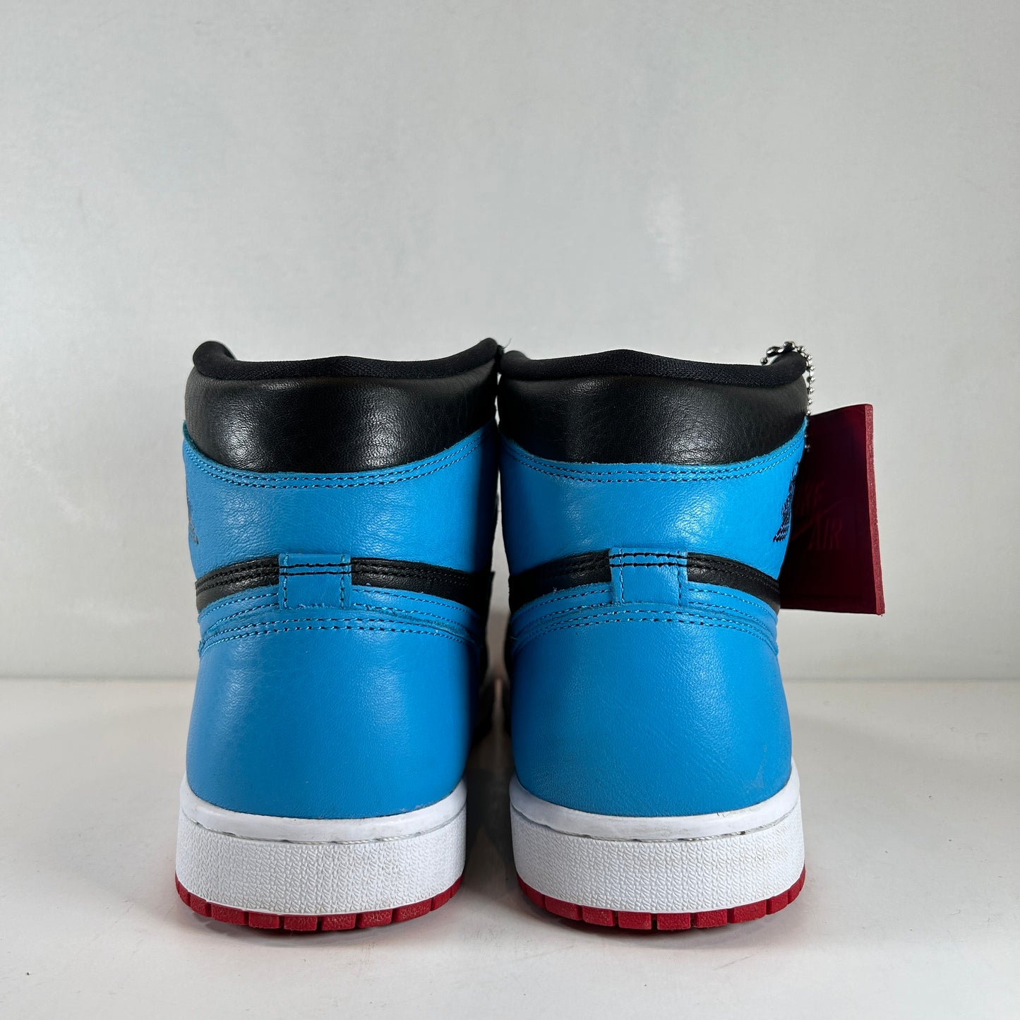 CD0461 046 Jordan 1 Retro High NC To Chi (Wmns) [USED] - 9.5 W (Used)