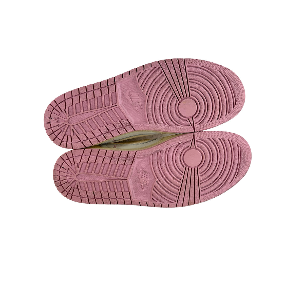 IQ7604 100 Jordan 1 Retro Low OG SP Travis Scott Shy Pink [USED] - 11.5 M (Used)