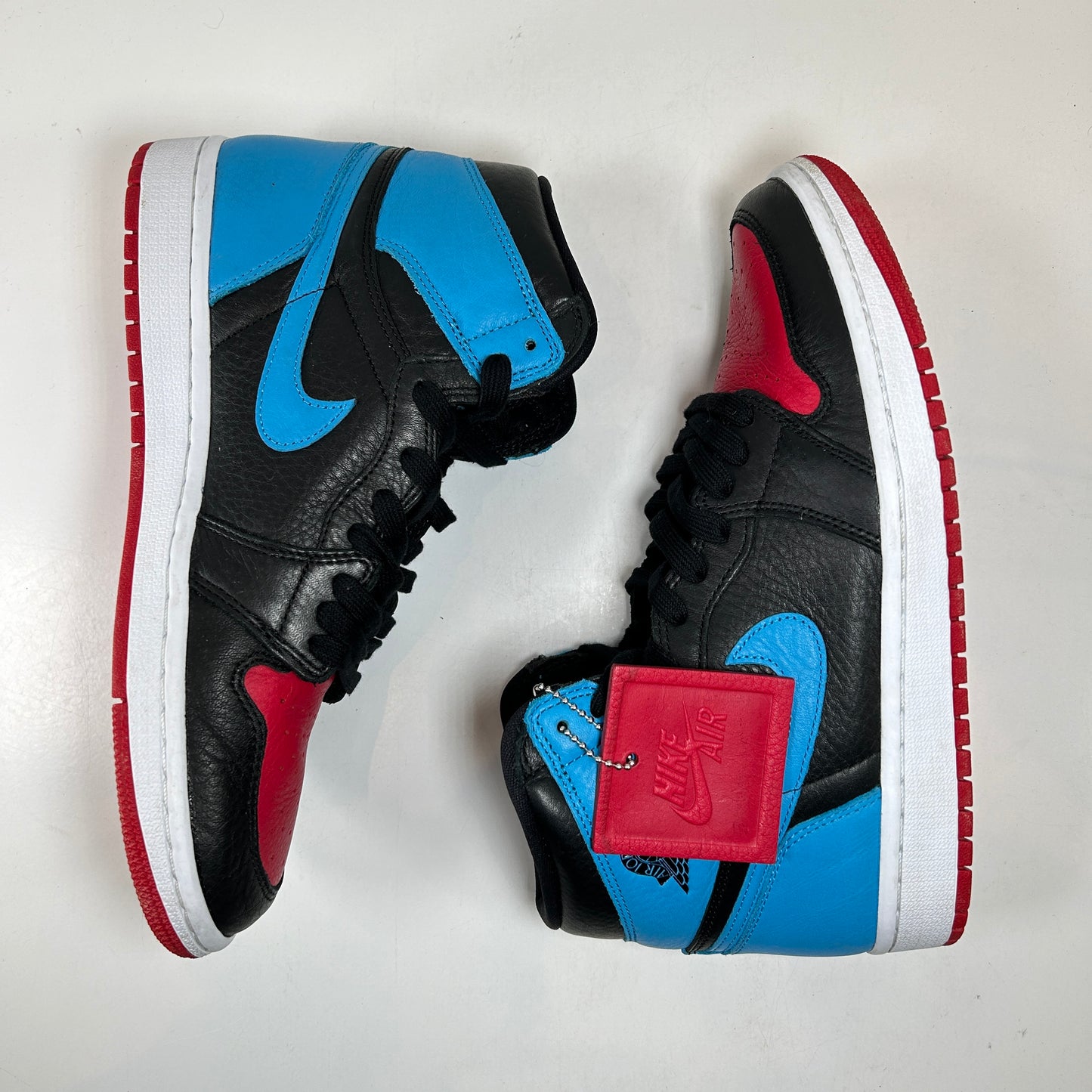 CD0461 046 Jordan 1 Retro High NC To Chi (Wmns) [USED] - 9.5 W (Used)
