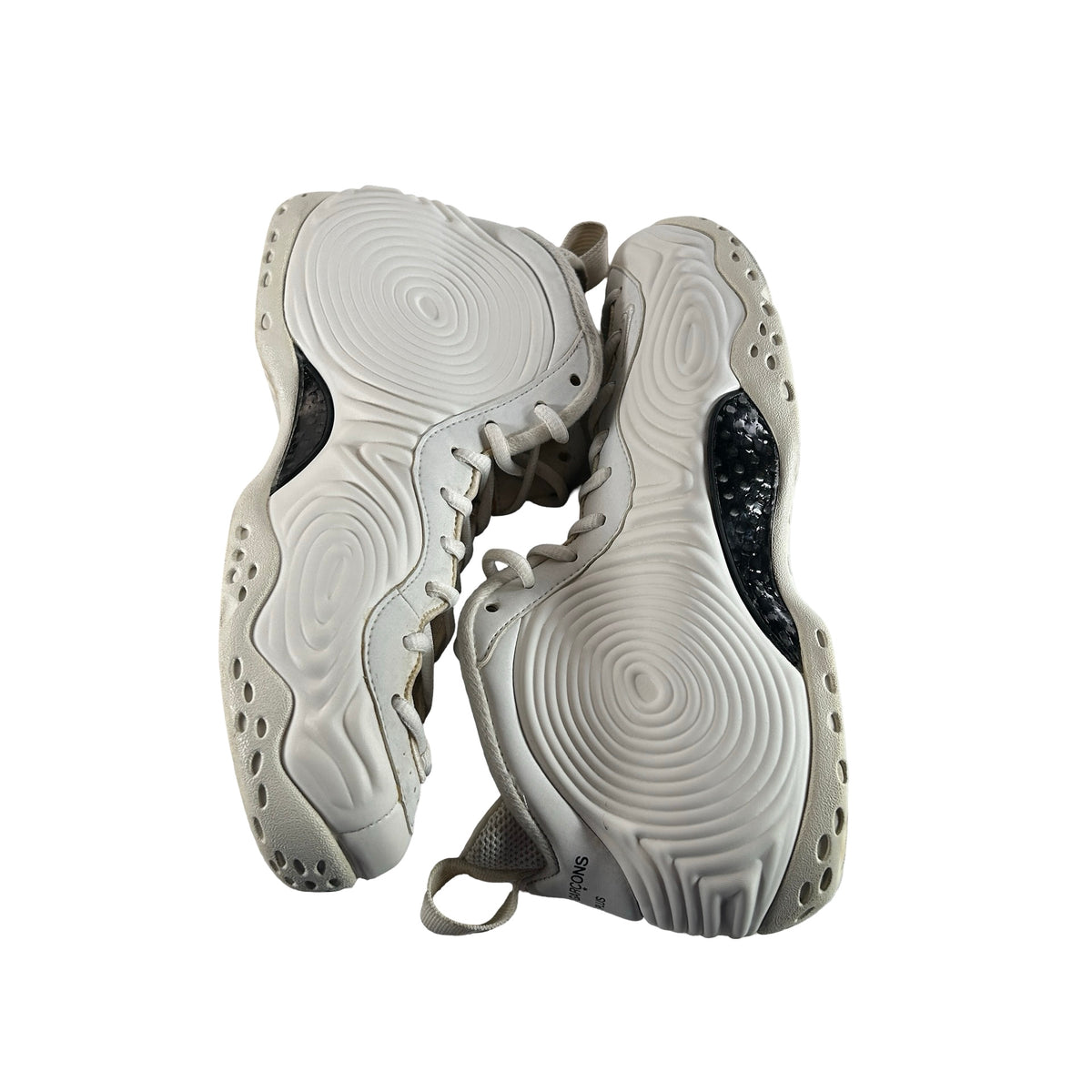 DJ7952 100 Nike Air Foamposite One CDG White [USED] - 7.5 M (Used2)