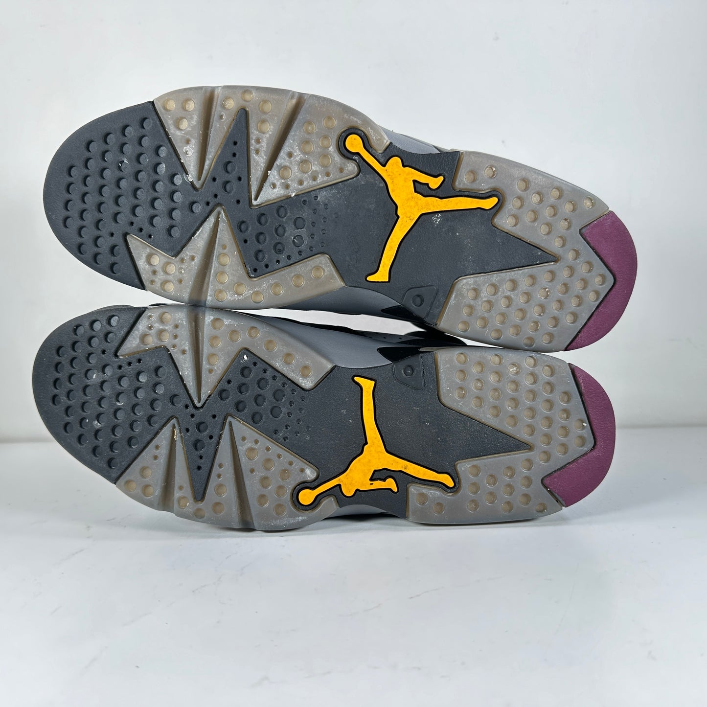 CT8529 063 Jordan 6 Retro Burdeos