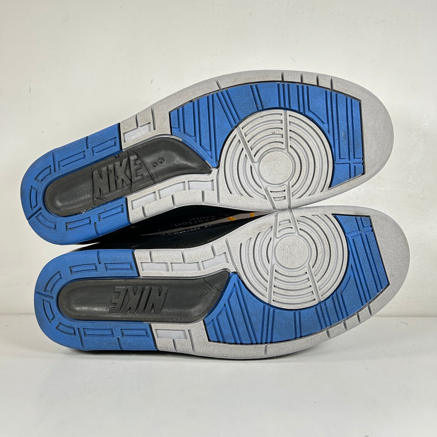 DJ4375 004 Jordan 2 Retro Low SP Off-White Black Blue [USED] - 10.5 M (Used)