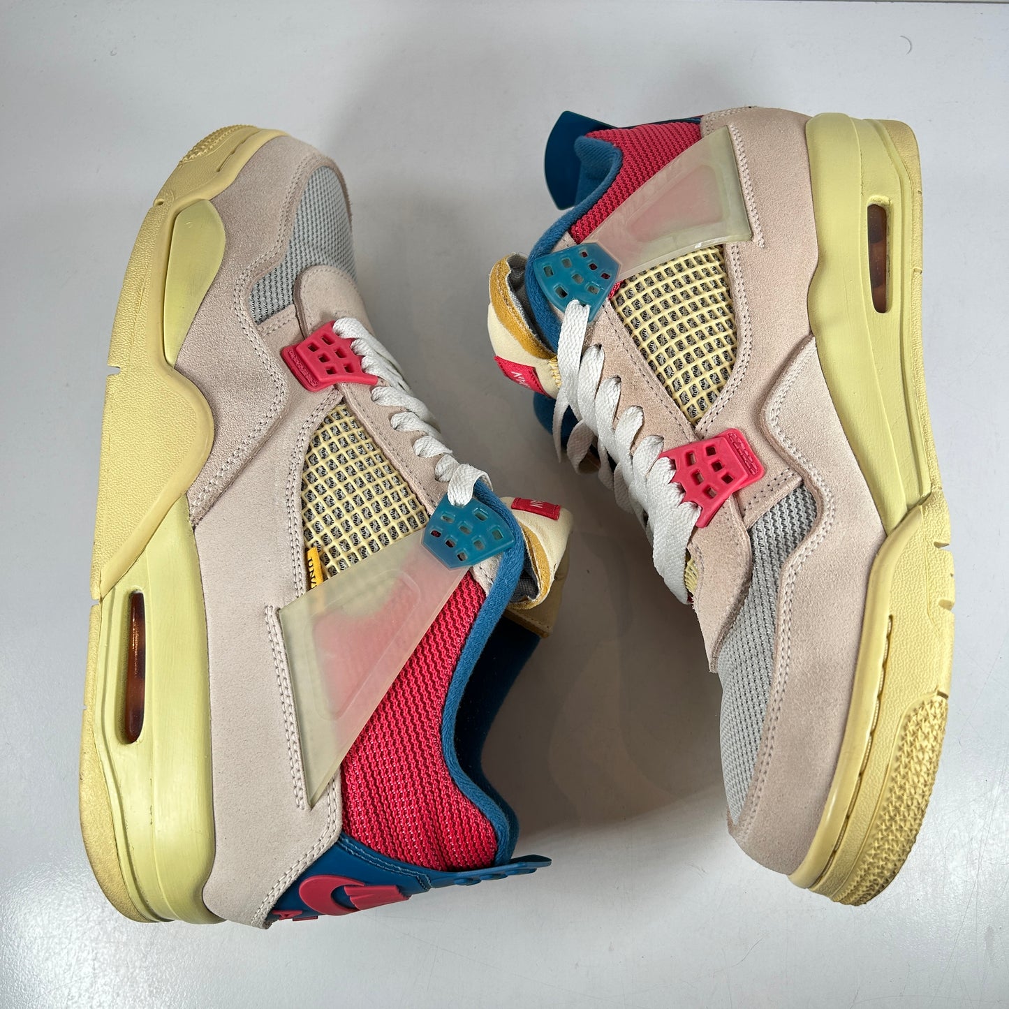 DC9533 800 Jordan 4 Union Guava Ice [USED] - 11 M (Used)