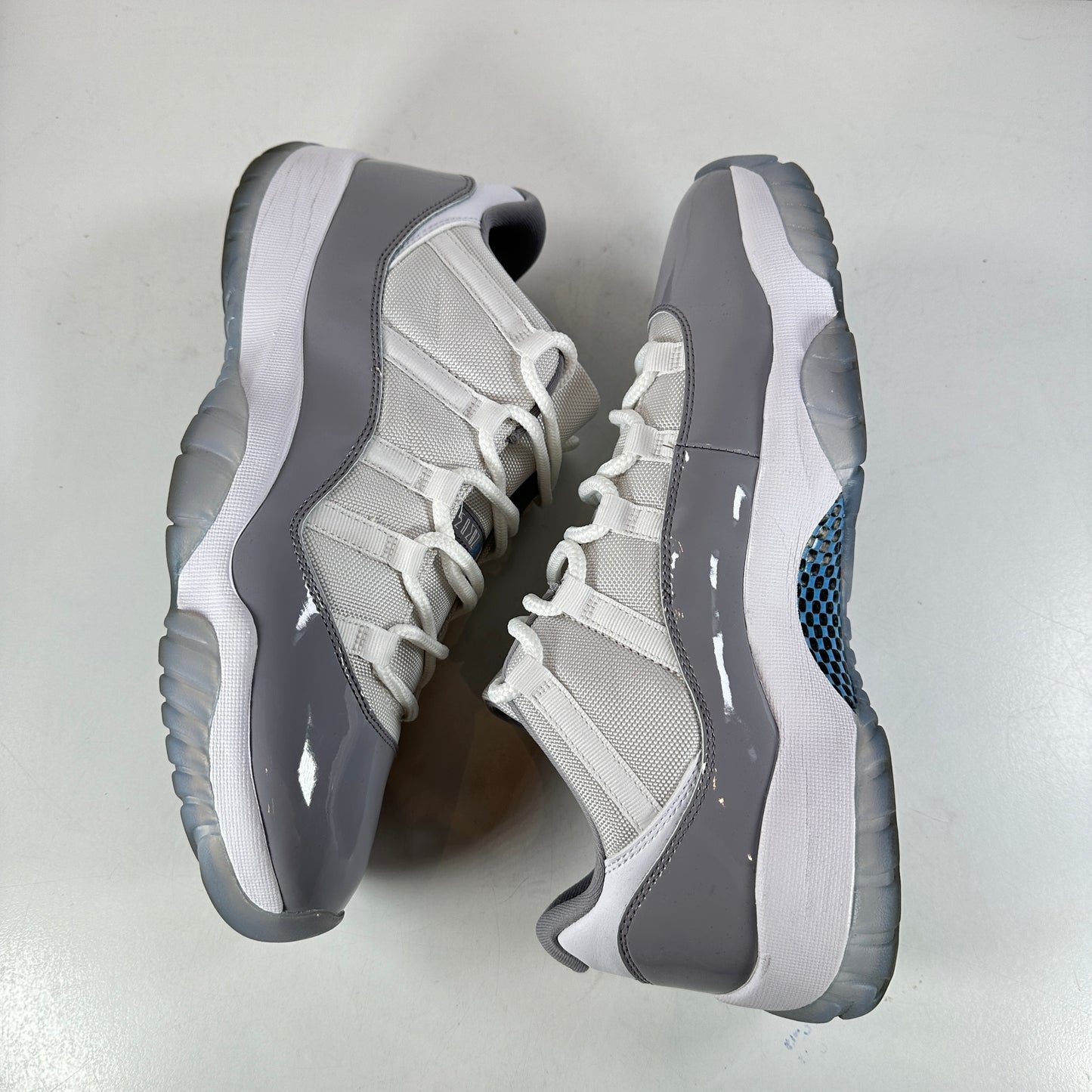 AV2187 140 Jordan 11 Retro Low Cement Grey [USED] - 12 M (Used)