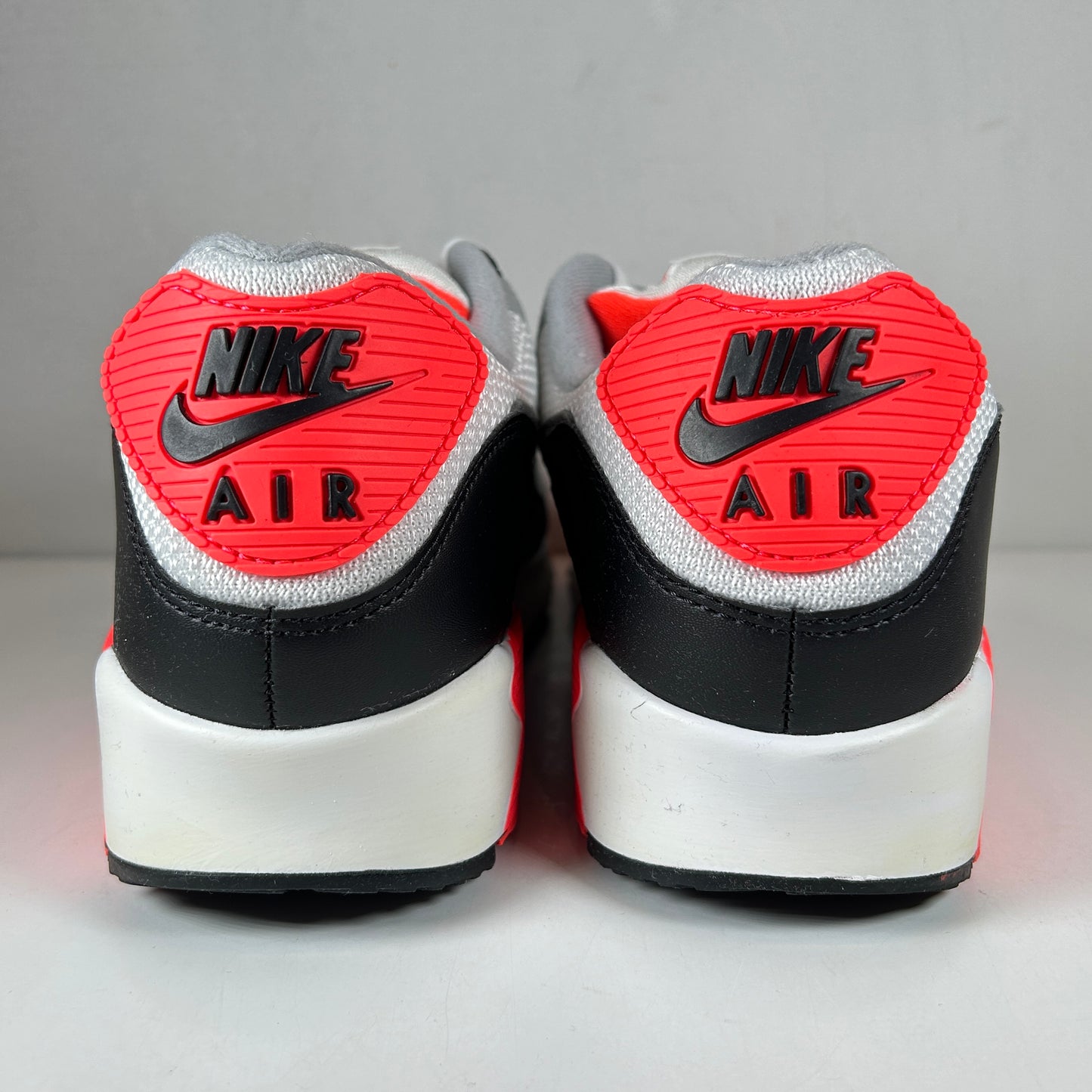 CT1685 100 Nike Air Max 90 Infrared (2020) [USED] - 11 M (Used)