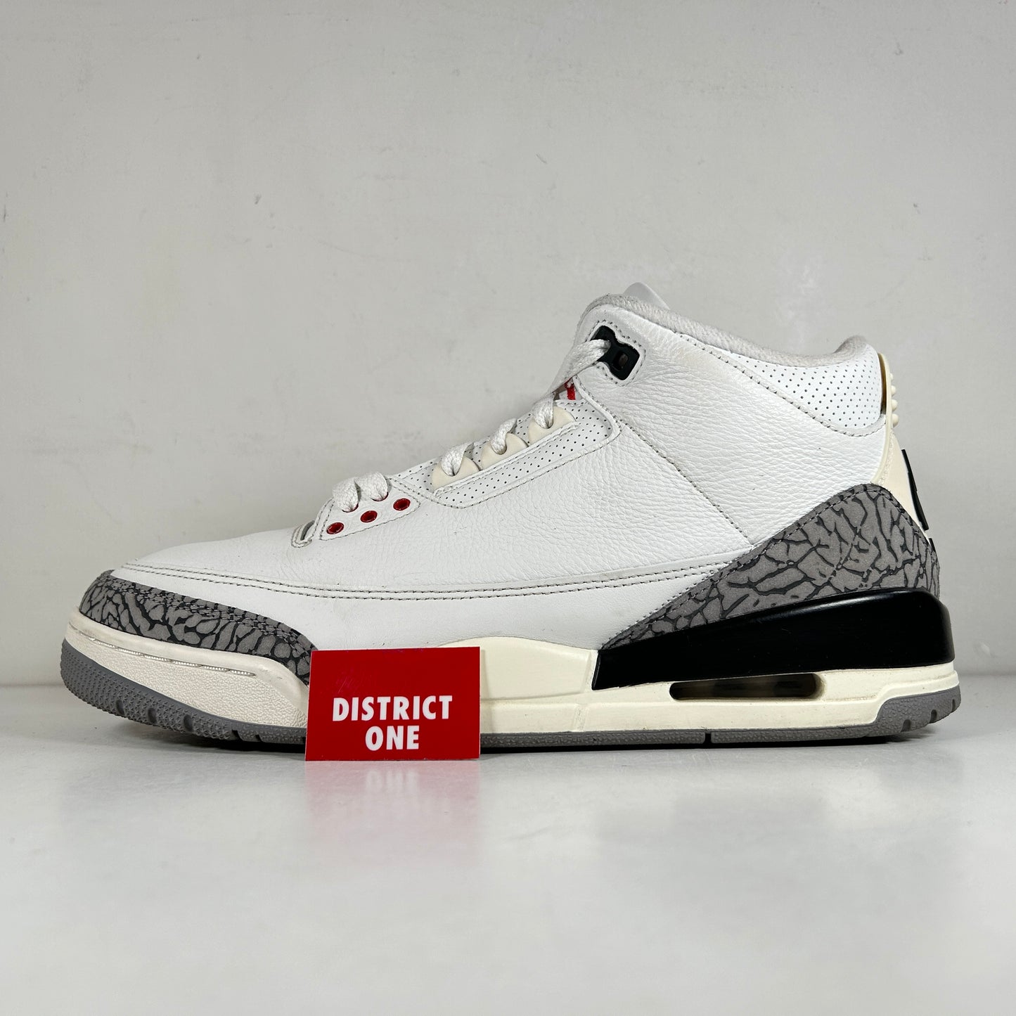 DN3707 100 Jordan 3 Retro White Cement Reimagined [USED] - 10.5 M (Used3)