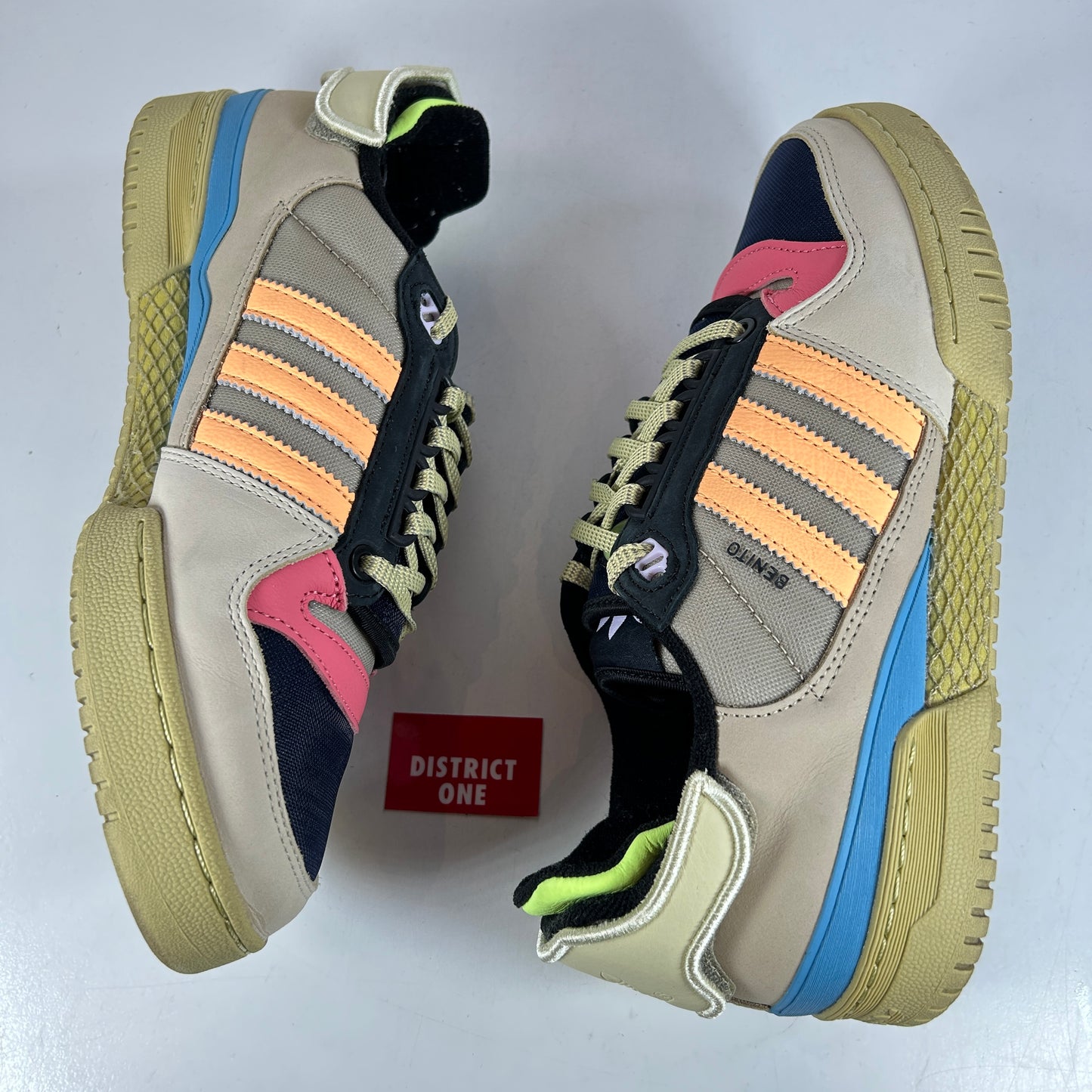 GZ2009 adidas Forum Powerphase Bad Bunny Benito [USED] - 9 M (Used)