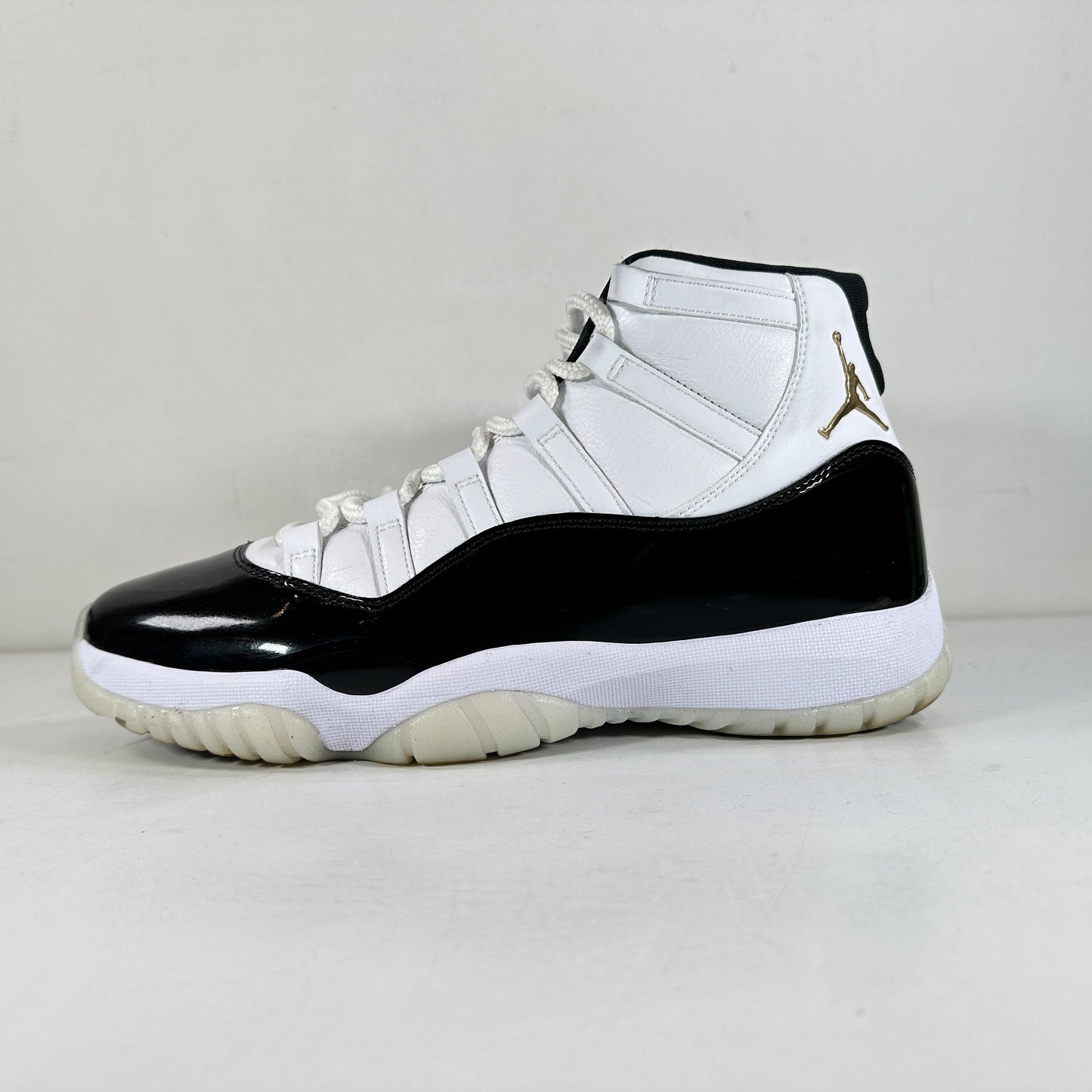 CT8012 170 Jordan 11 Retro DMP Defining Moments (2023) [USED] - 11 M (Used3)