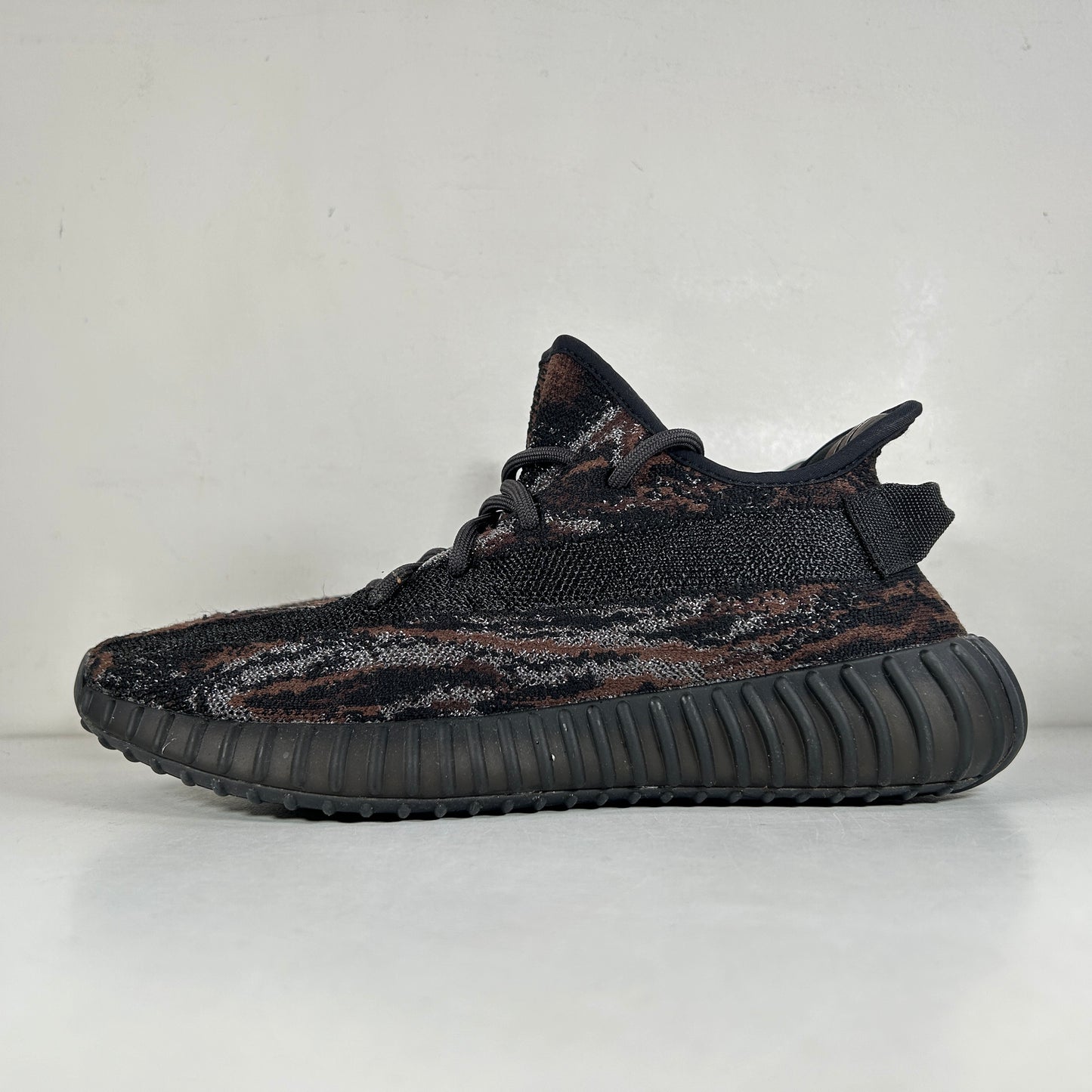GW3774 adidas Yeezy Boost 350 V2 MX Rock [USED] - 7.5 M (Used)
