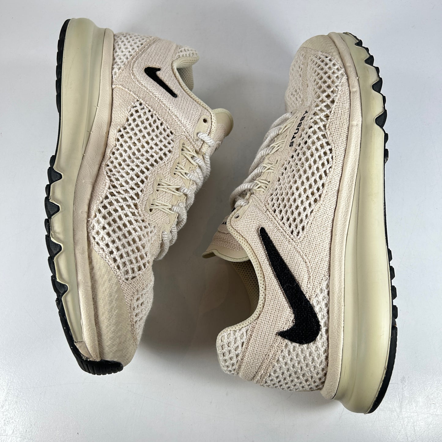 DM6447 200 Nike Air Max 2013 Stussy Fossil [USED] - 10 M (Used2)