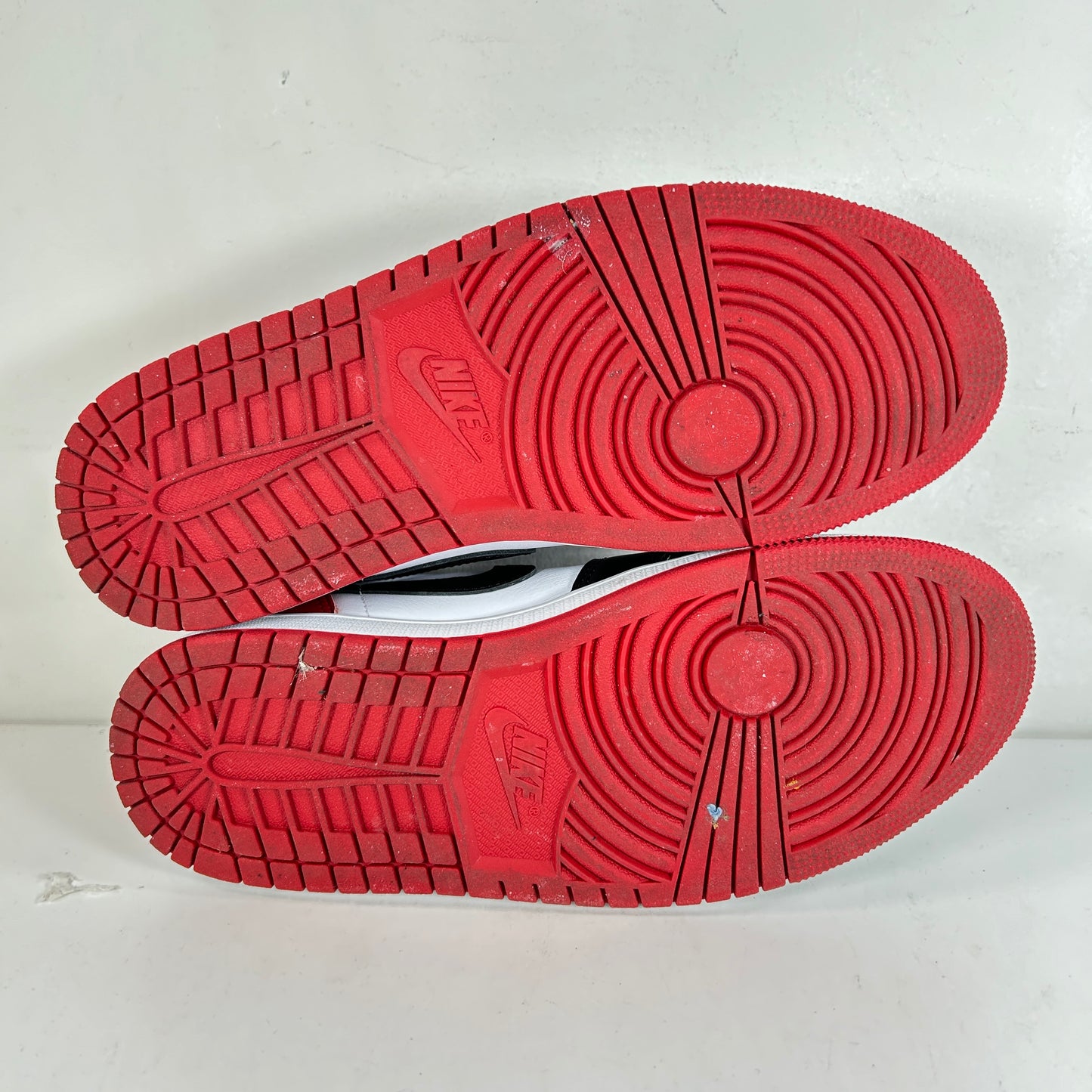 CZ0790 106 Jordan 1 Retro Low OG Punta negra (2023)