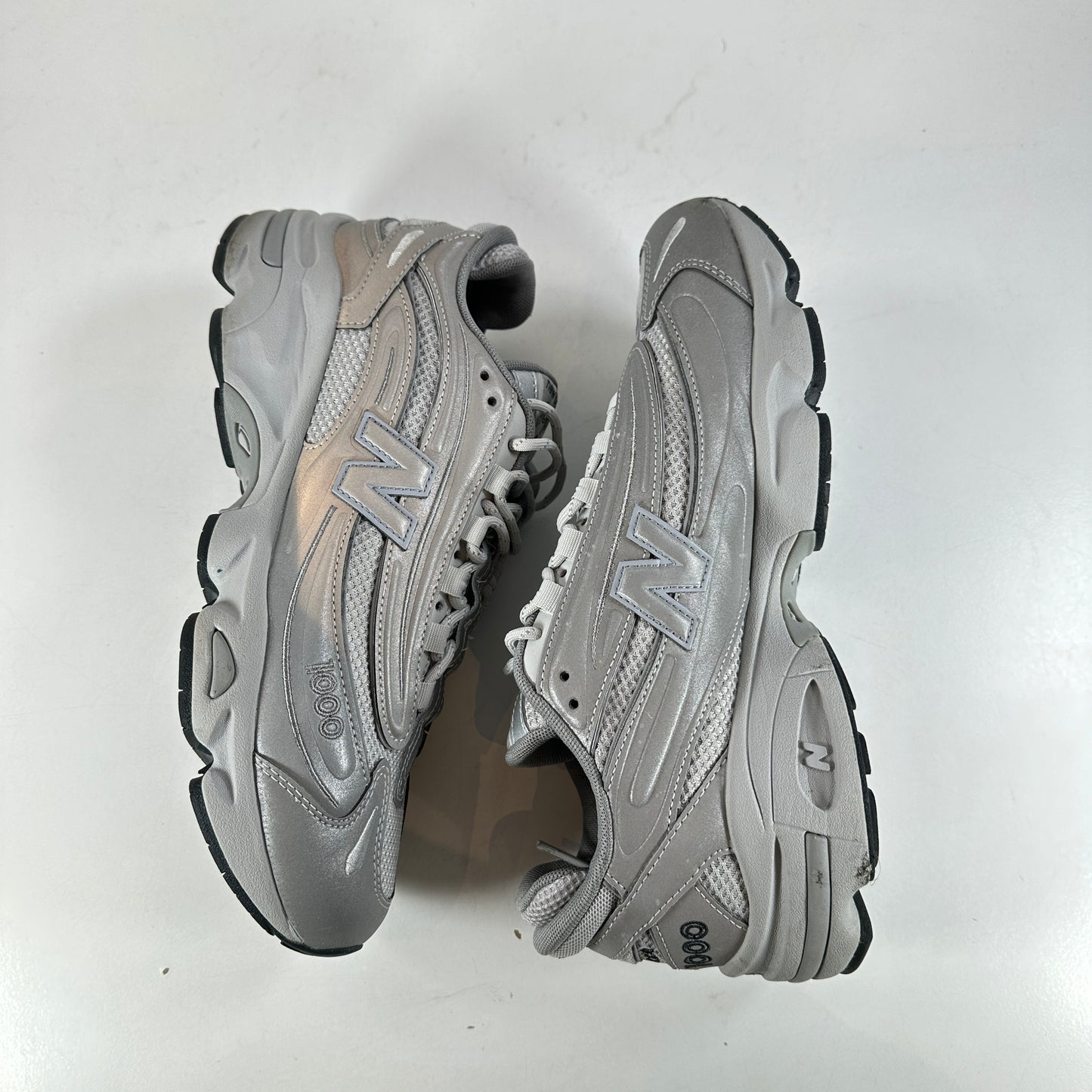 M1000TE New Balance 1000 Silver Reflective [USED] - 9.5 M (Used)