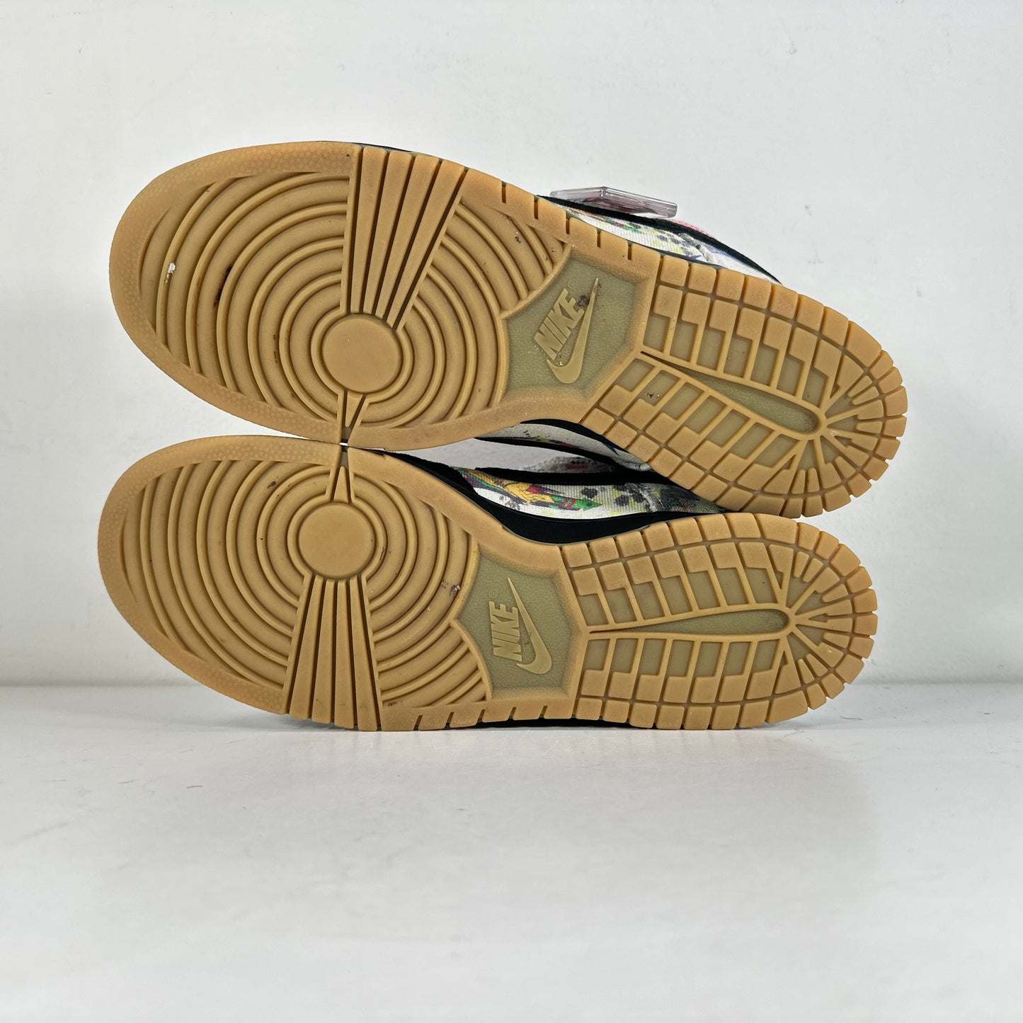 FD8778 001 Nike SB Dunk Low Supreme Rammellzee [USED] - 9.5 M (Used) (No Box)