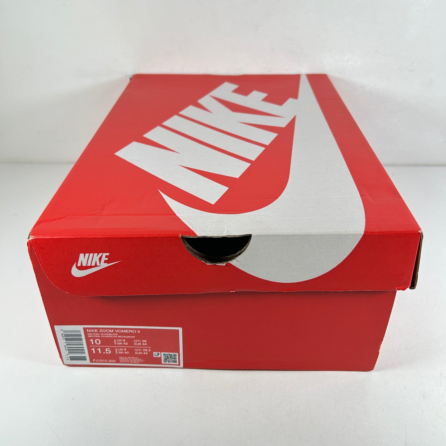 FJ1915 200 Nike Zoom Vomero 5 Neutral Olive [USED] - 10 M (Used)