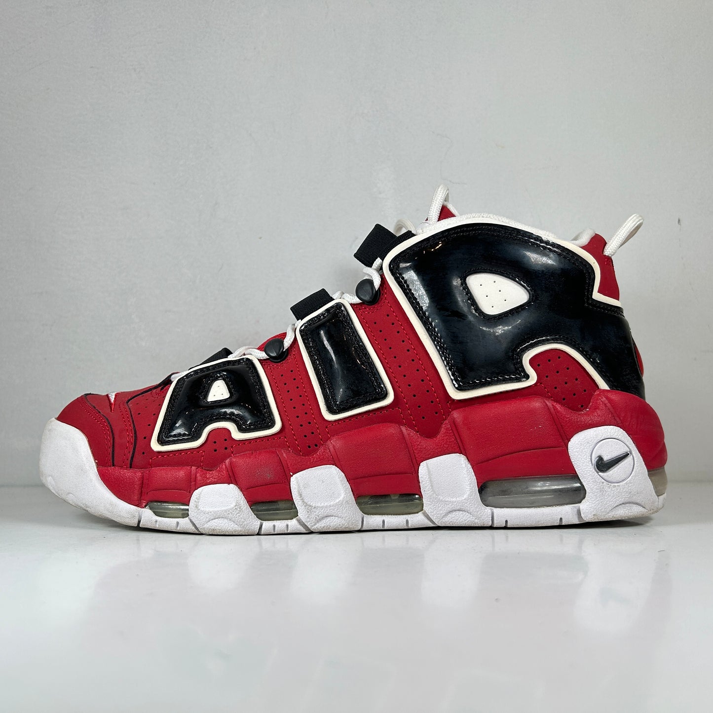 921948 600 Nike Air More Uptempo Bulls Hoops Pack [USED] - 11 M (Used) (No Box)