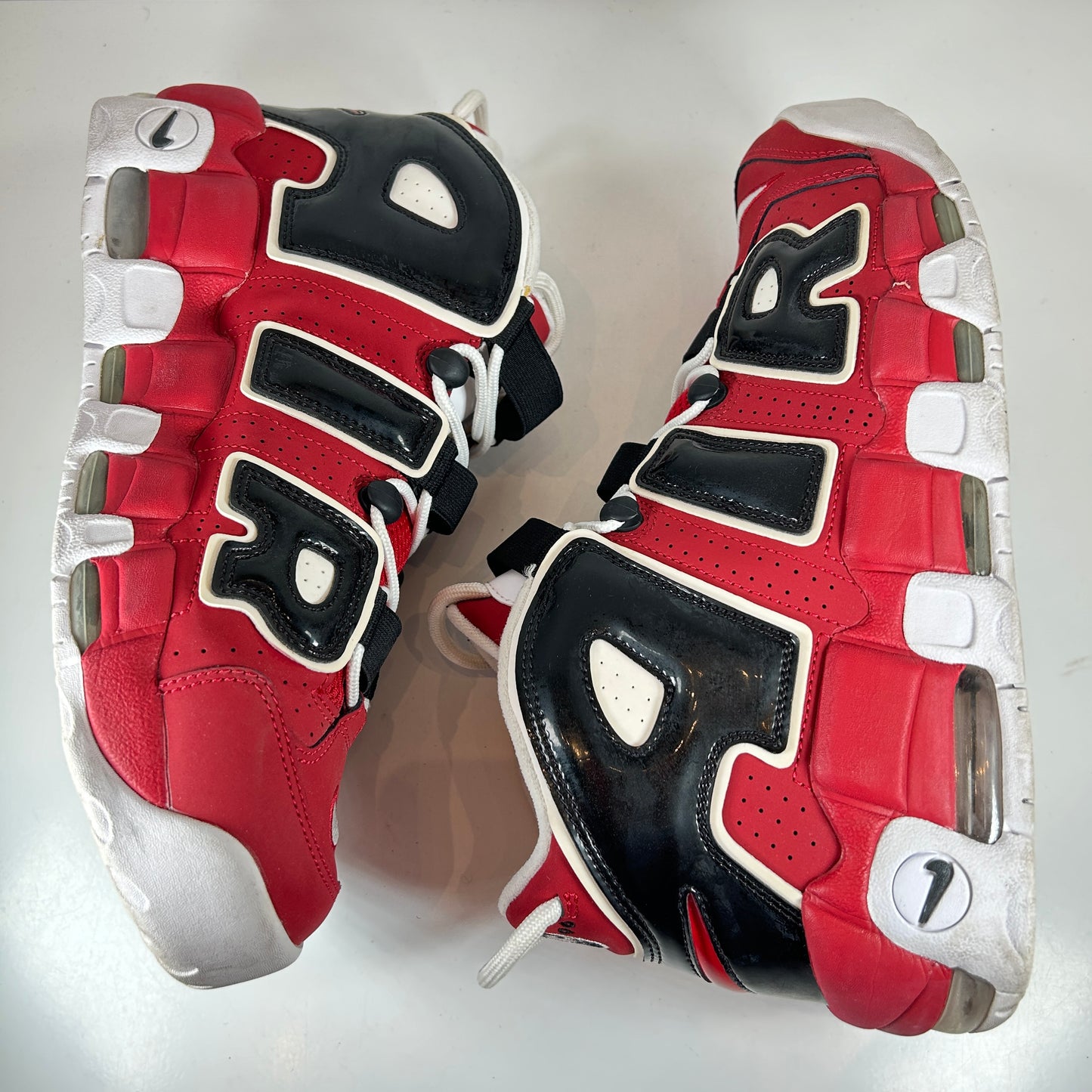 921948 600 Nike Air More Uptempo Bulls Hoops Pack [USED] - 11 M (Used) (No Box)