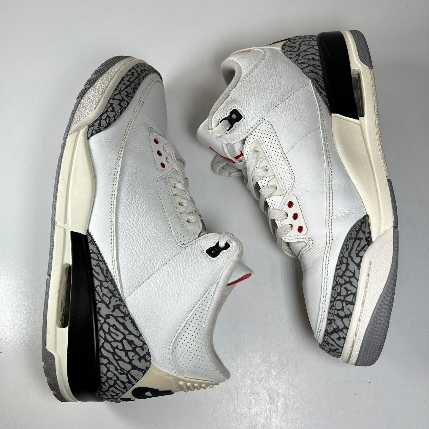 DN3707 100 Jordan 3 Retro White Cement Reimagined [USED] - 11.5 M (Used3)