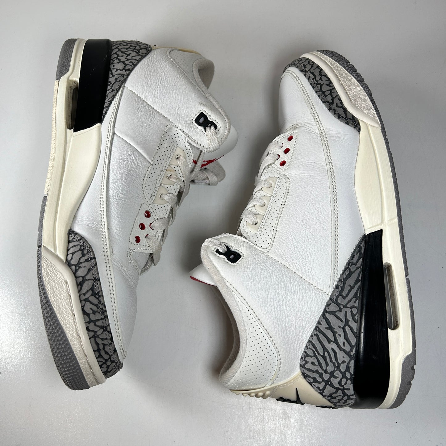 DN3707 100 Jordan 3 Retro White Cement Reimagined [USED] - 11.5 M (Used3)
