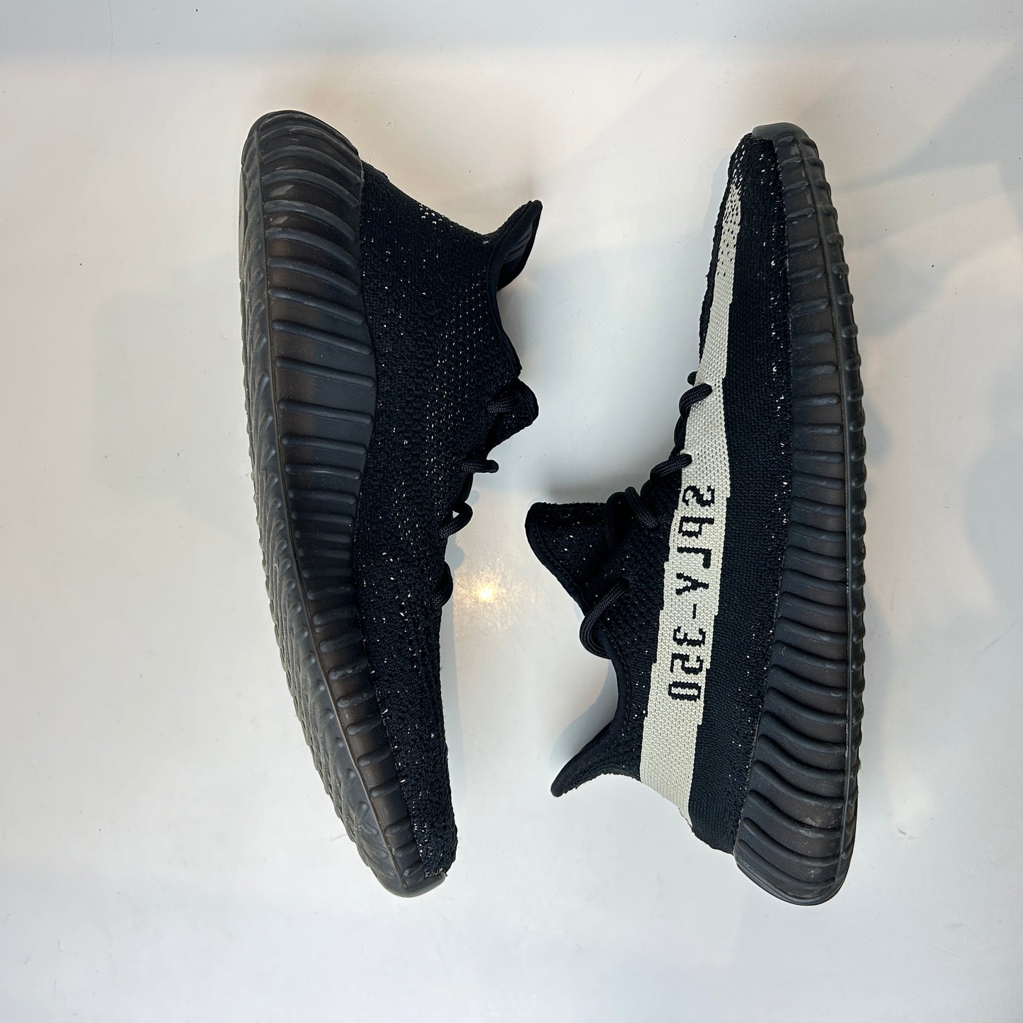 BY1604 Adidas Yeezy Boost 350 V2 Core Black White [USED] - 11 M (Used)